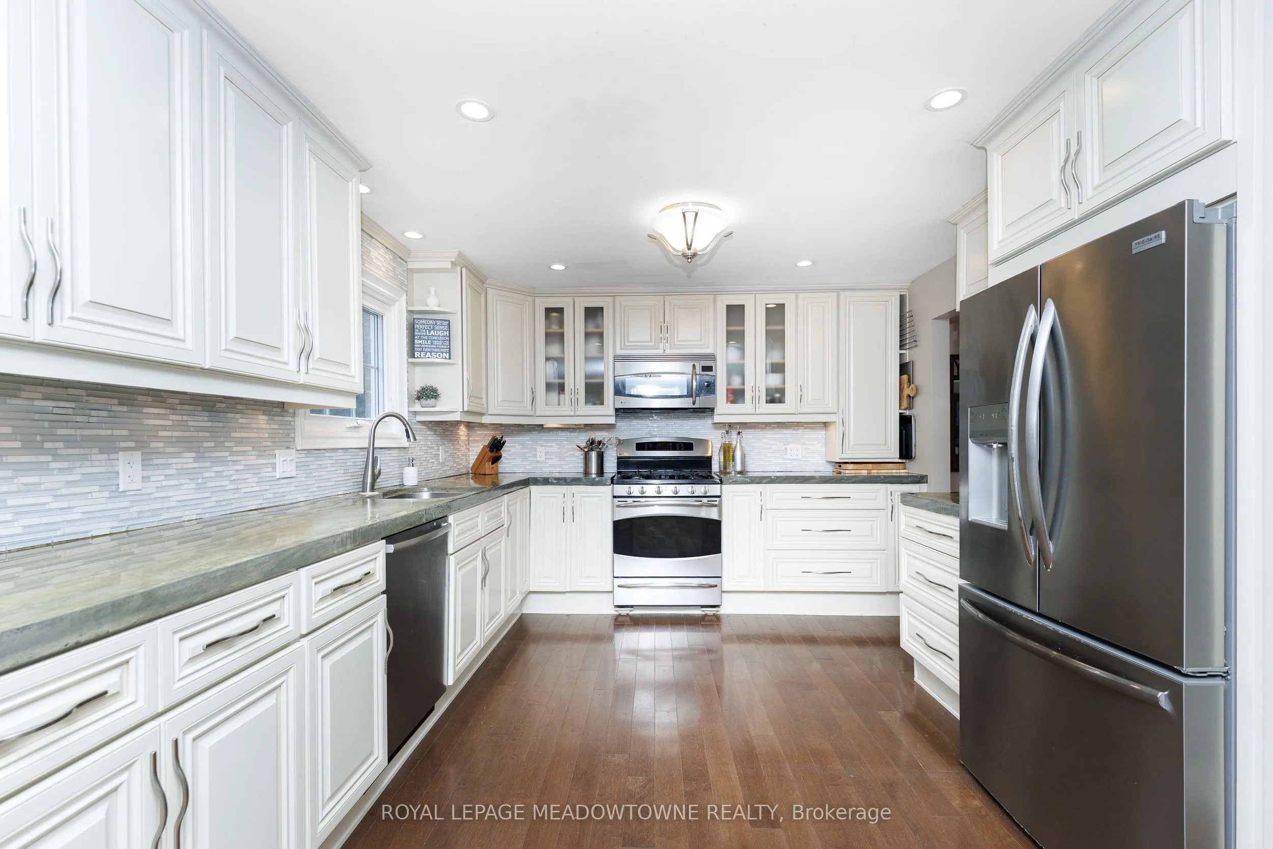 38 Mckillop Court