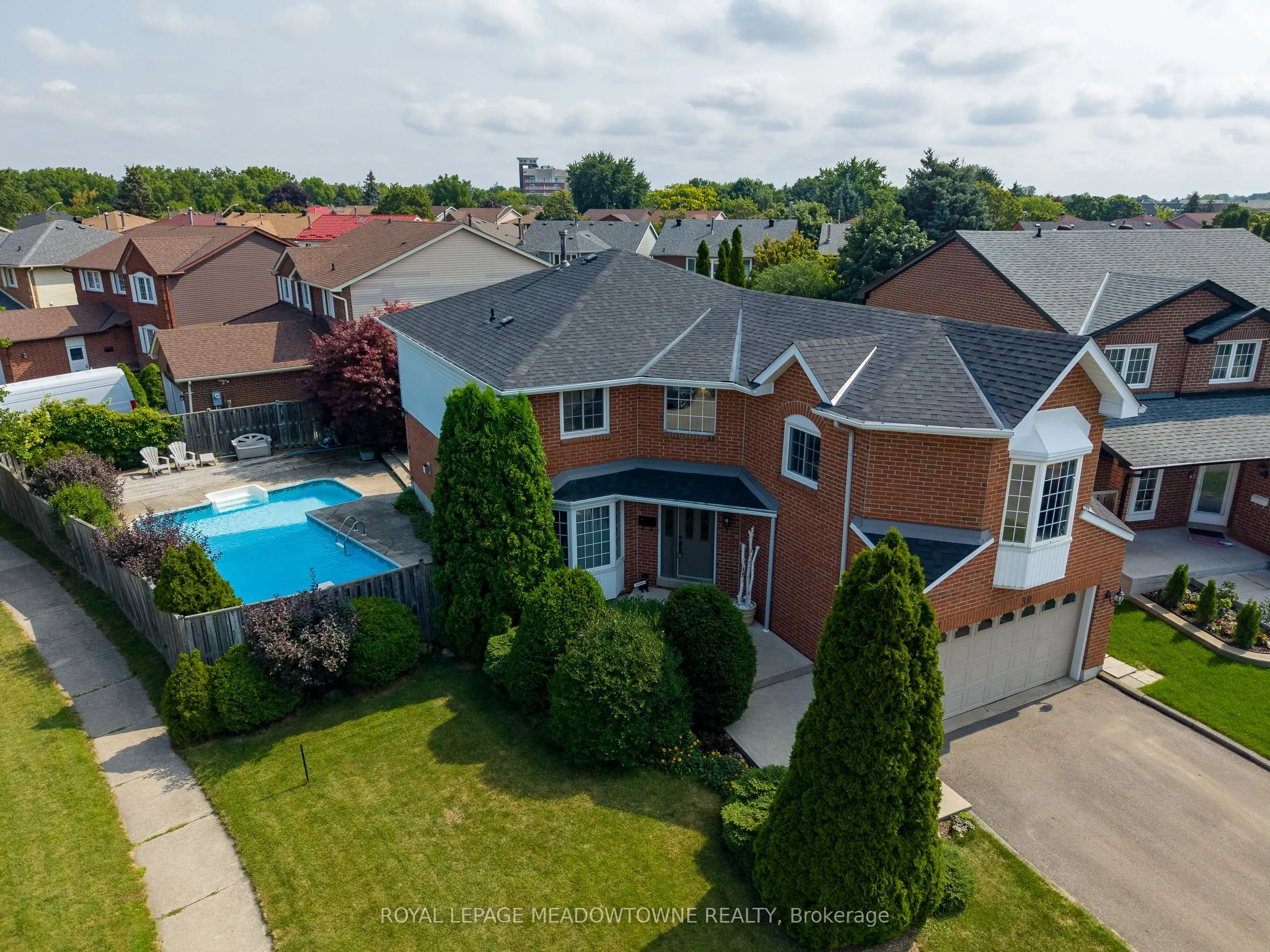 38 Mckillop Court