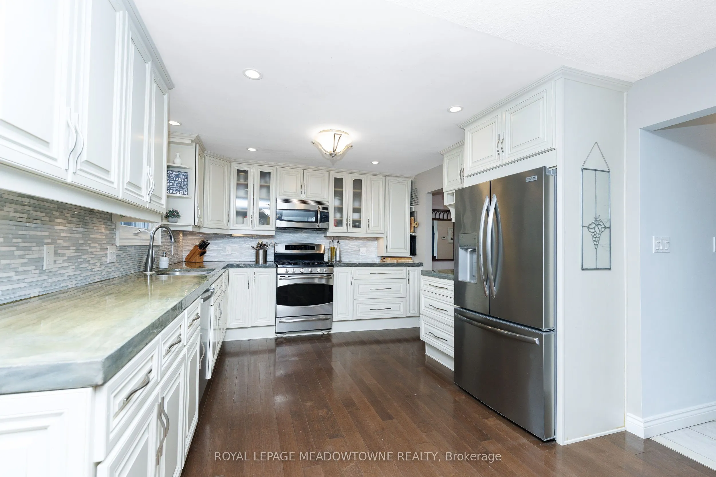 38 Mckillop Court
