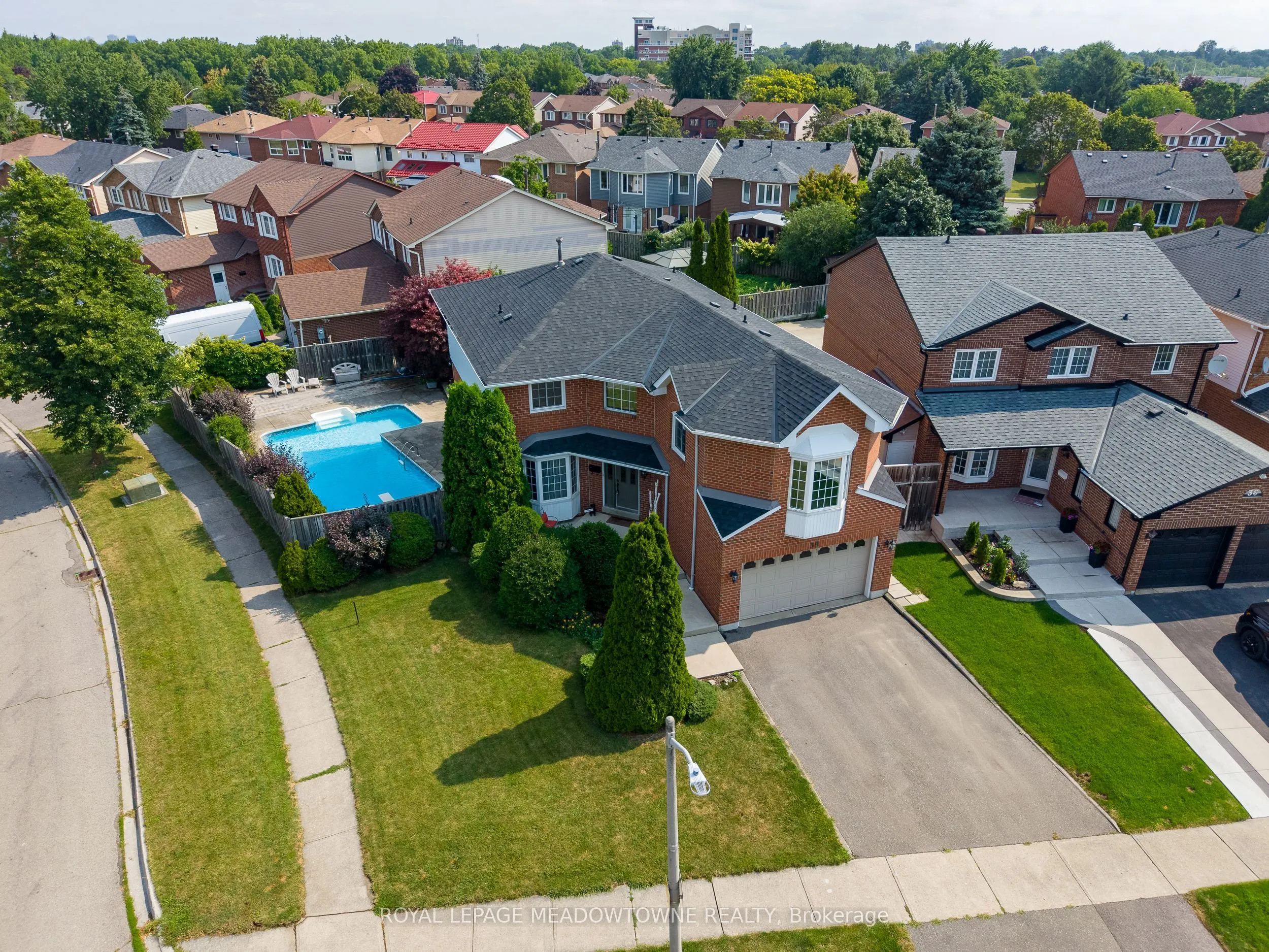 38 Mckillop Court
