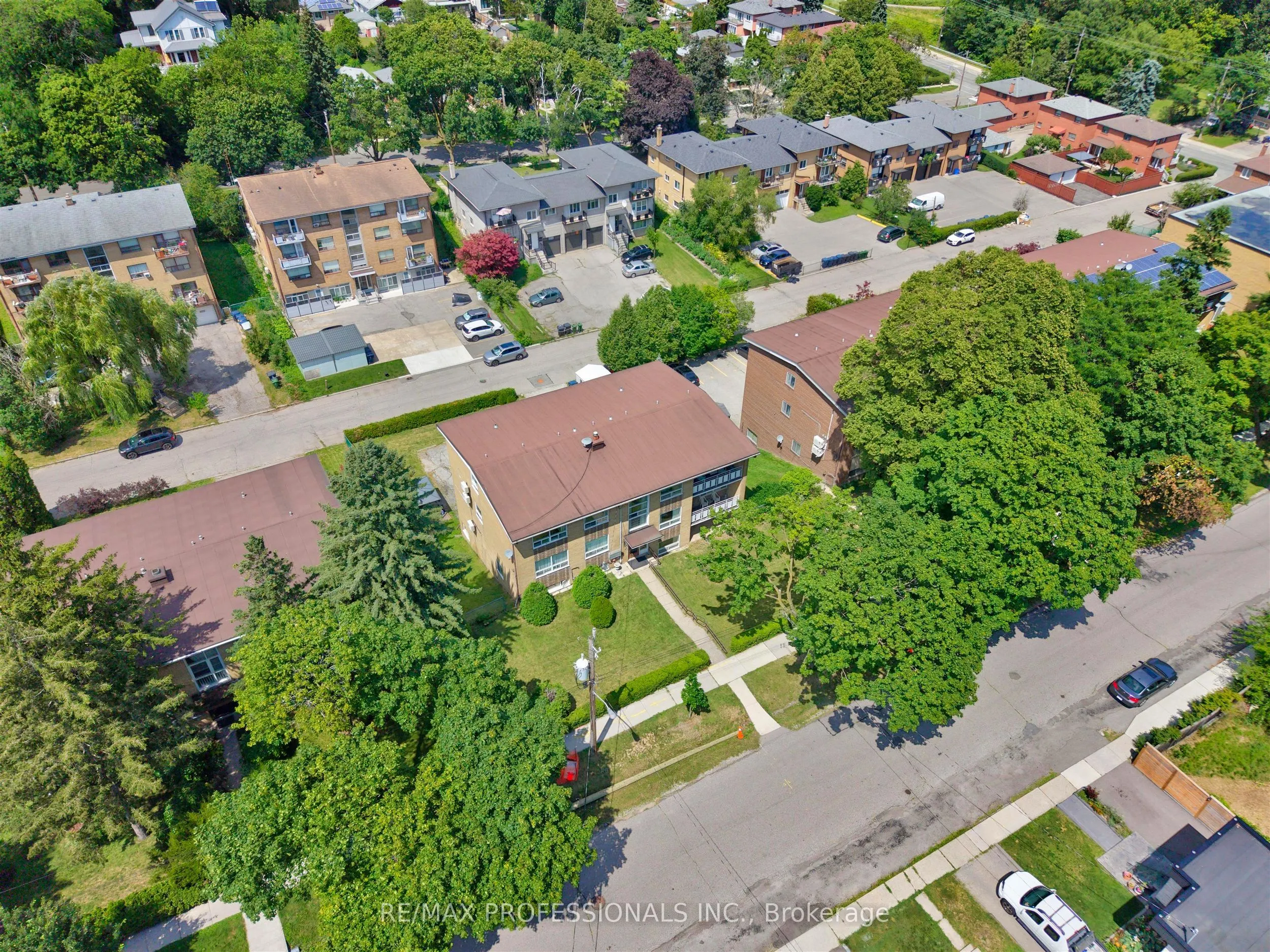 50 Waniska Avenue