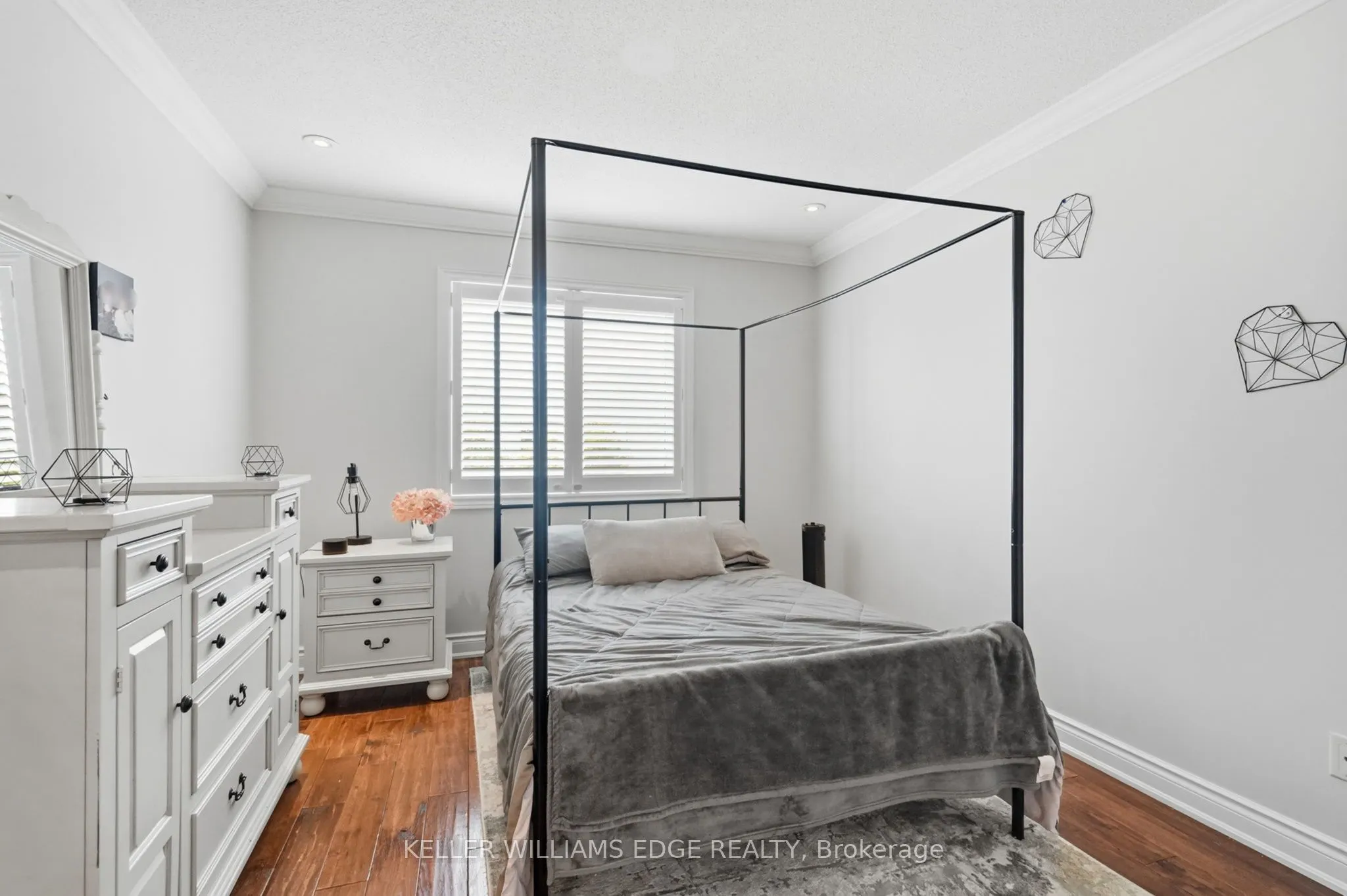 3256 Raspberry Bush Trail