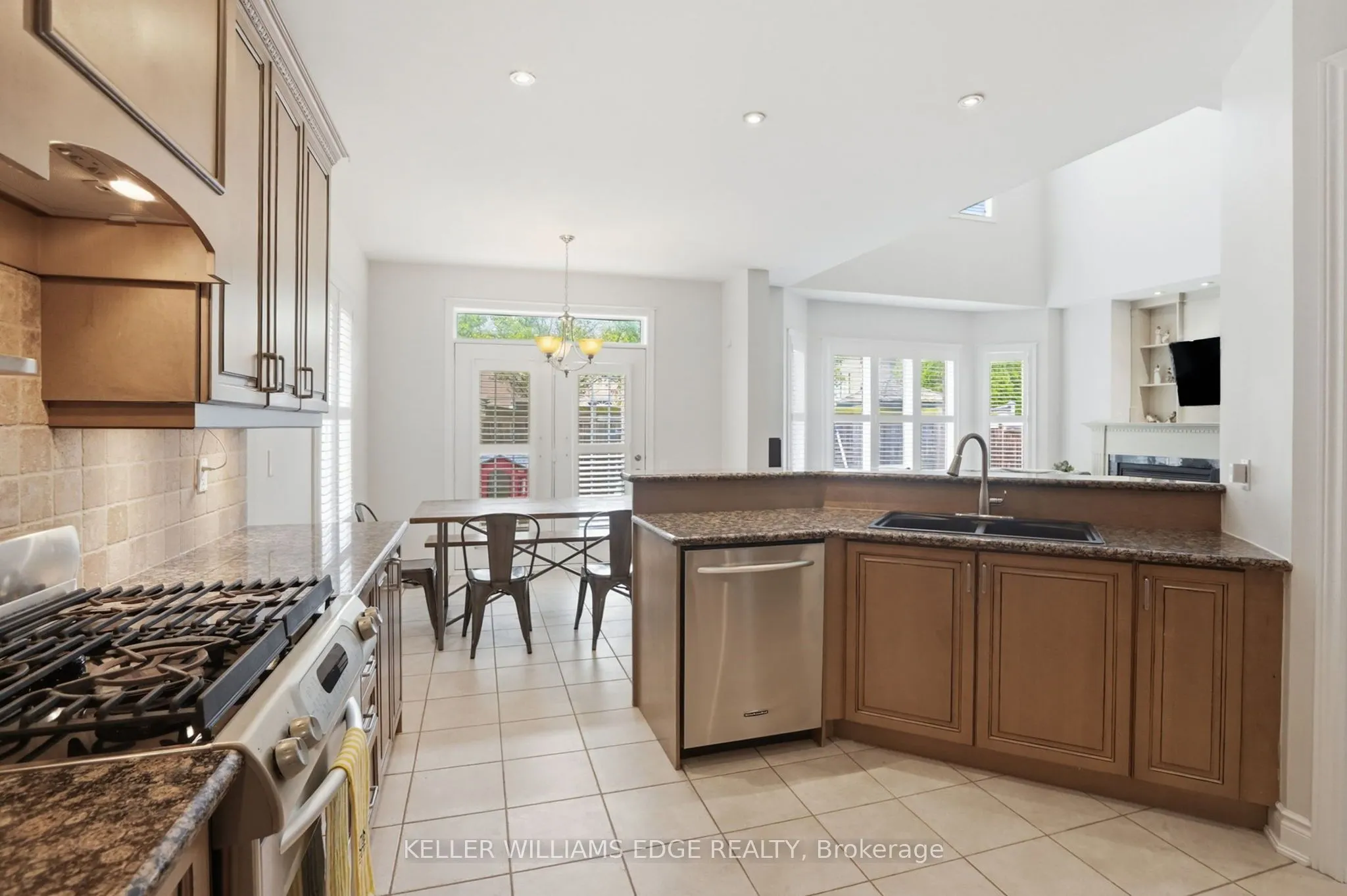 3256 Raspberry Bush Trail