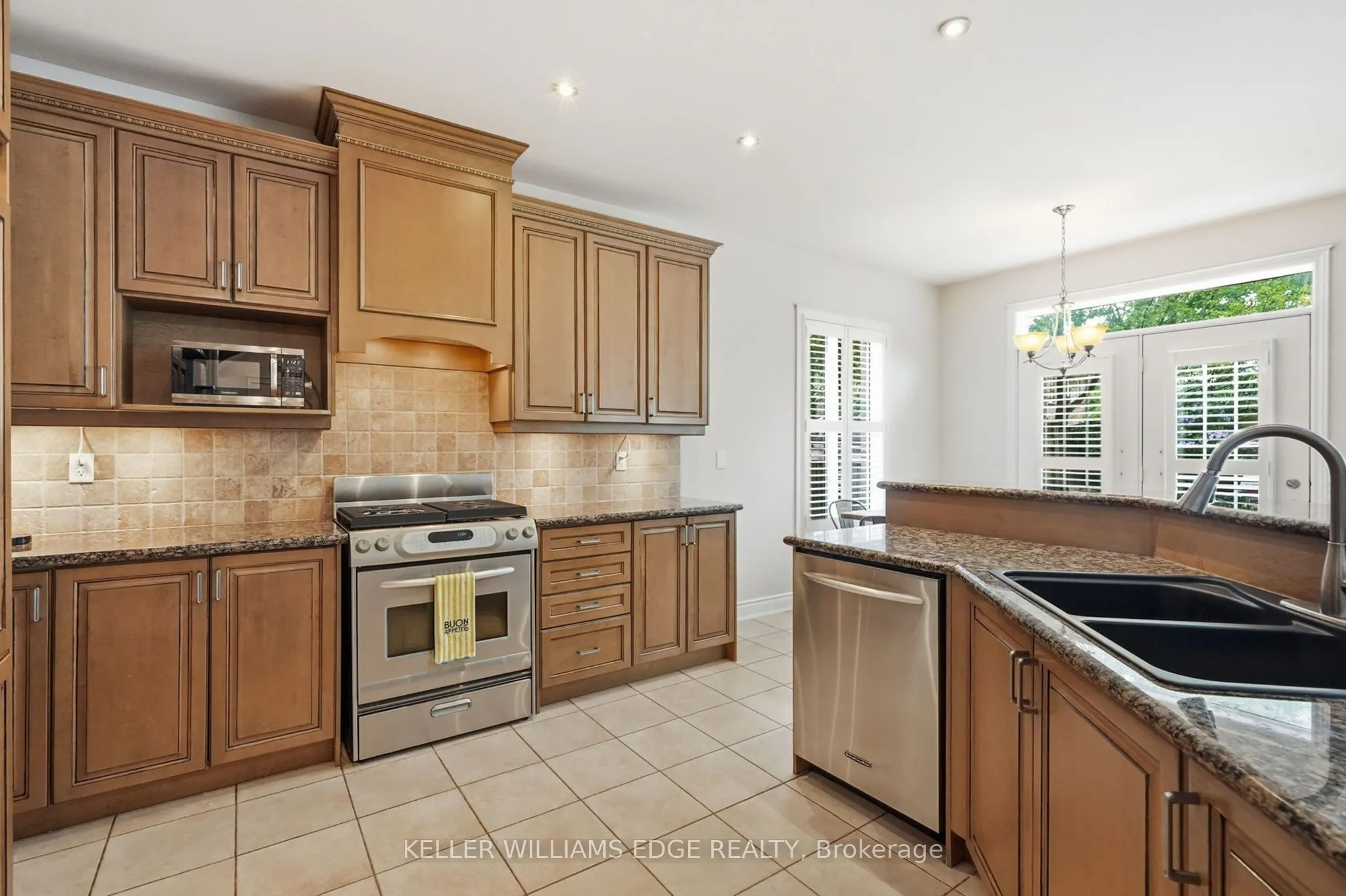 3256 Raspberry Bush Trail