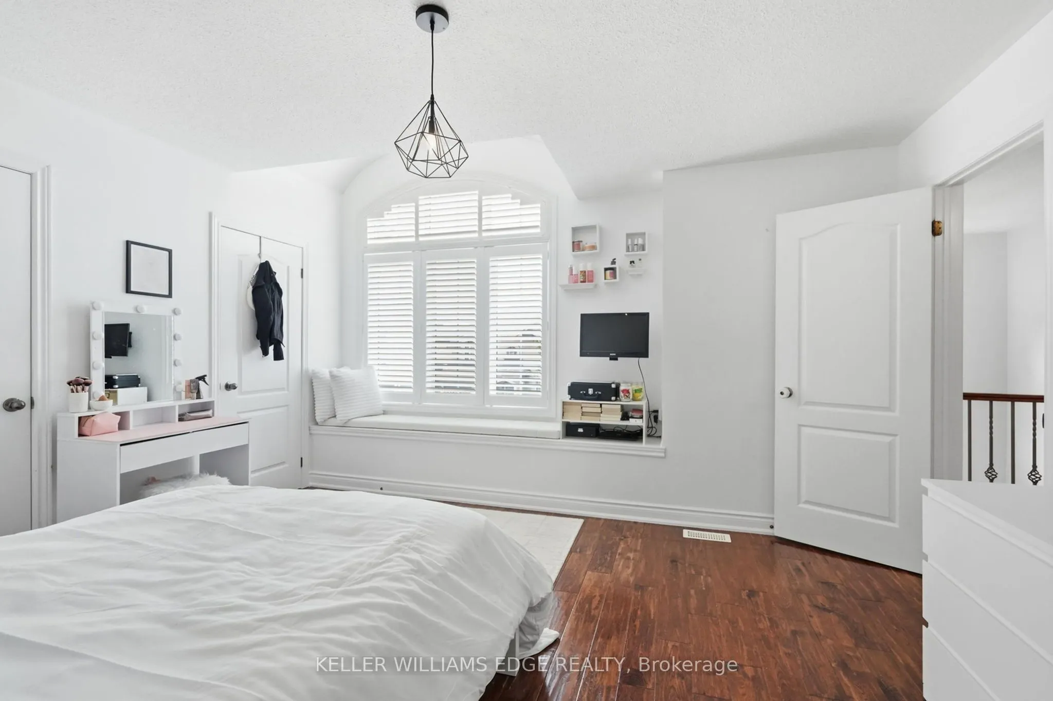 3256 Raspberry Bush Trail