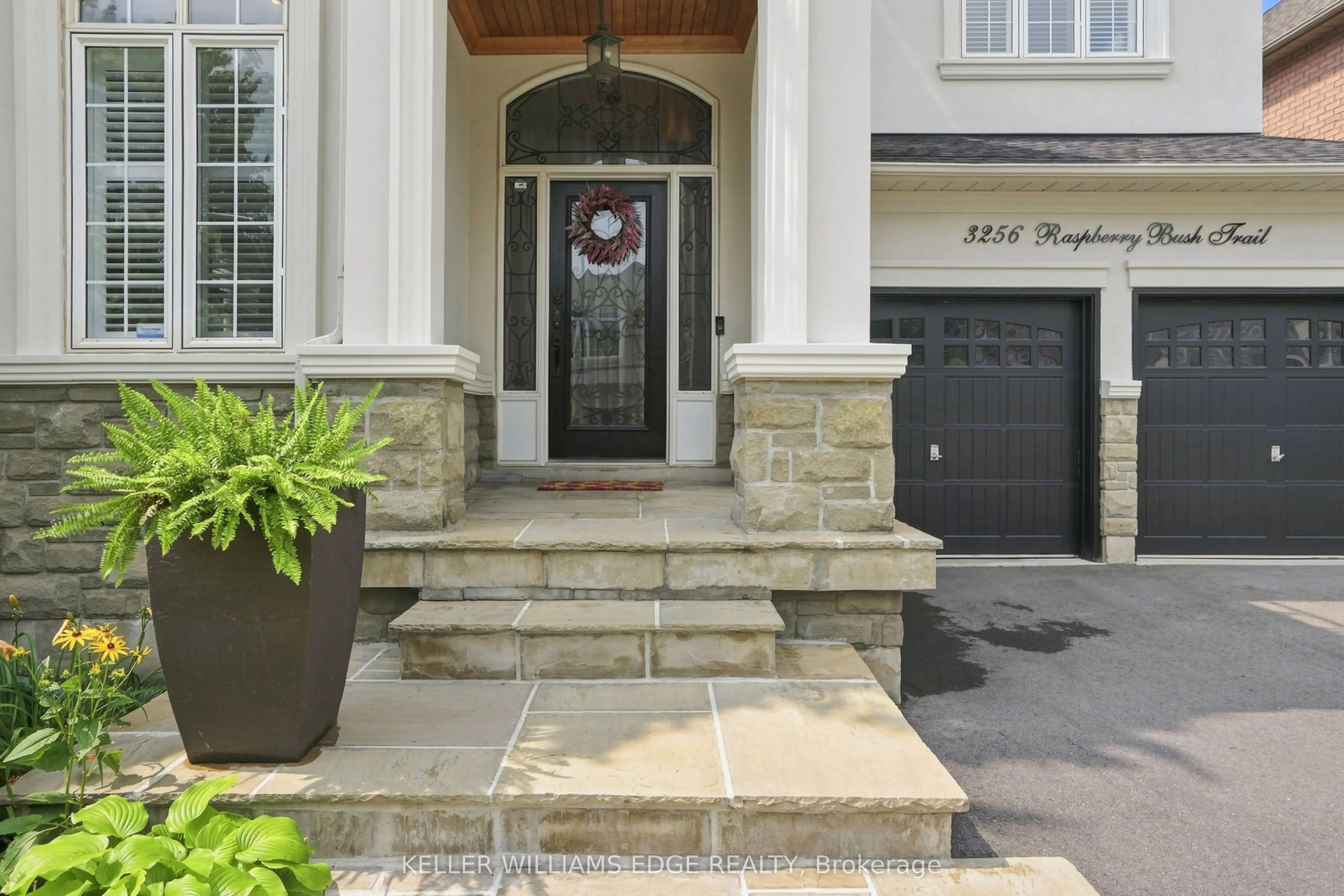 3256 Raspberry Bush Trail