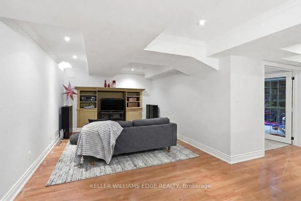 3256 Raspberry Bush Trail
