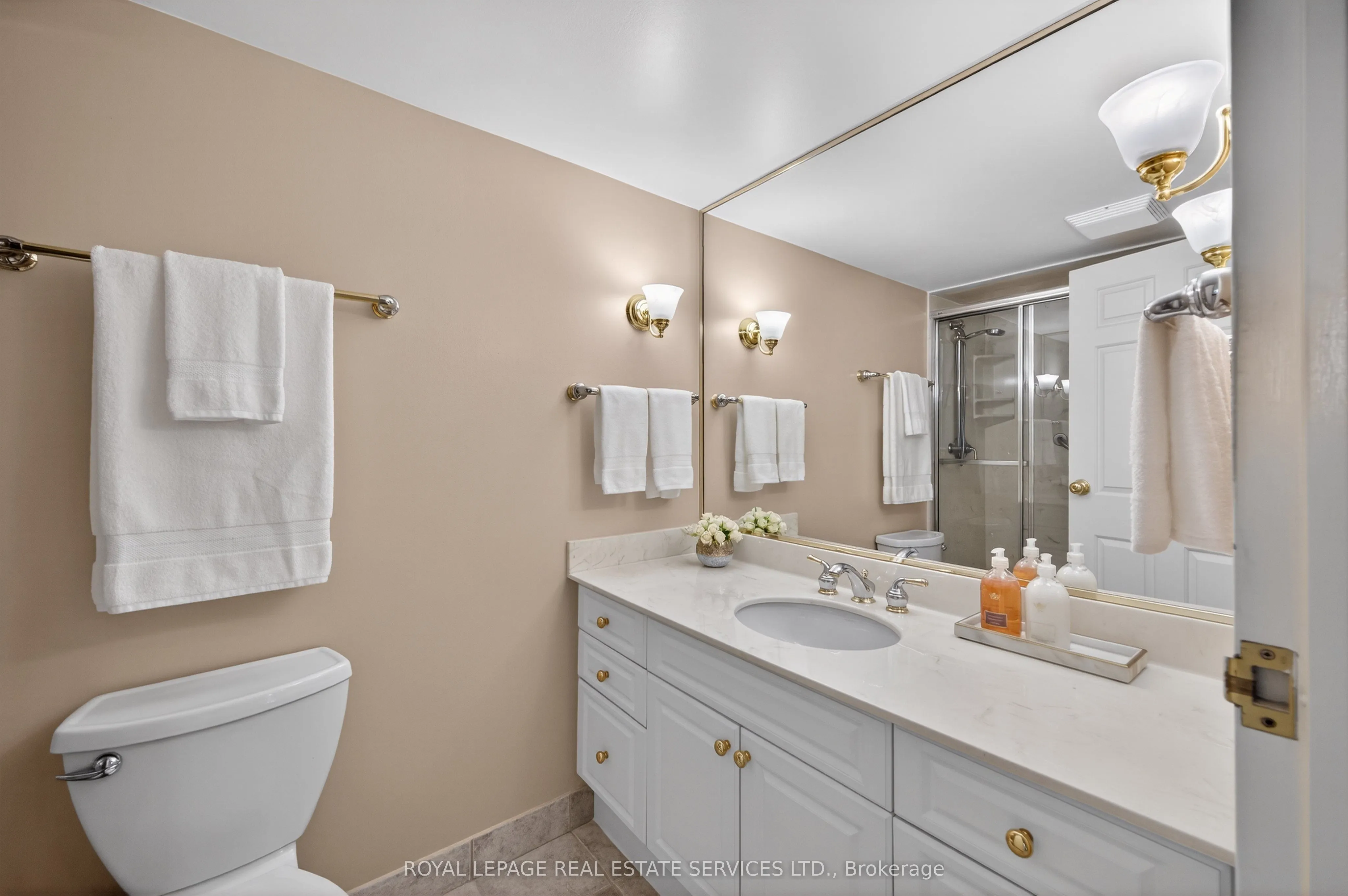 2180 Marine Drive #1601