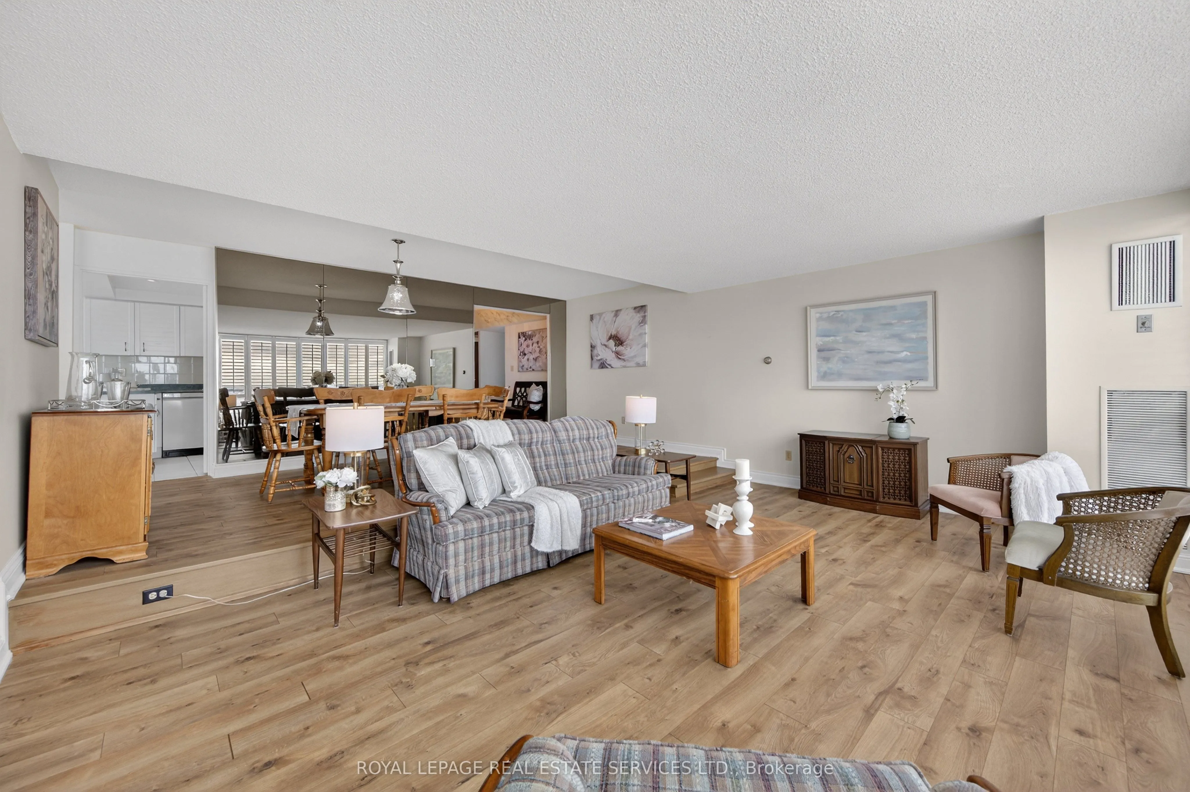 2180 Marine Drive #1601