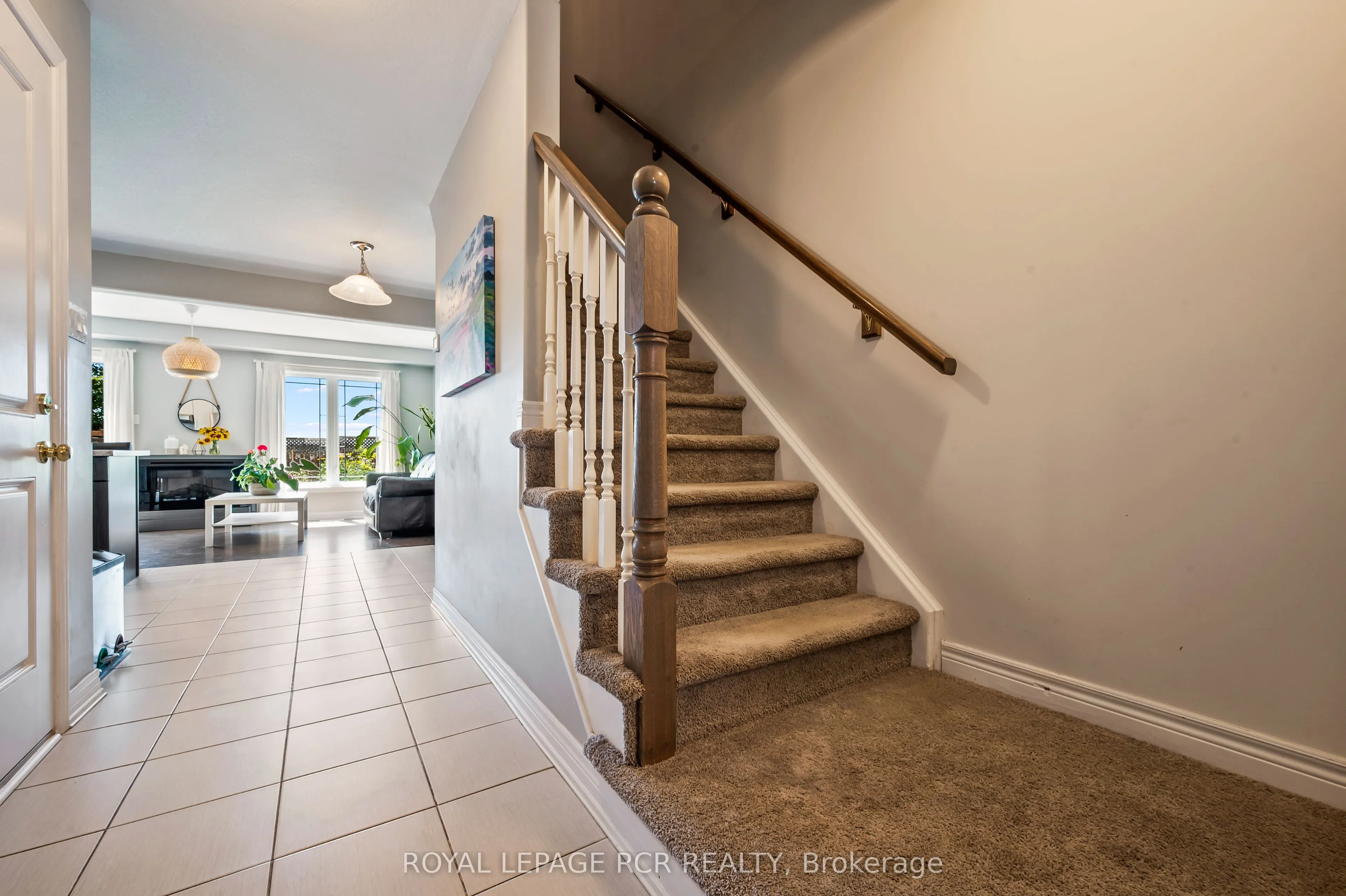 124 Parkinson Crescent #10