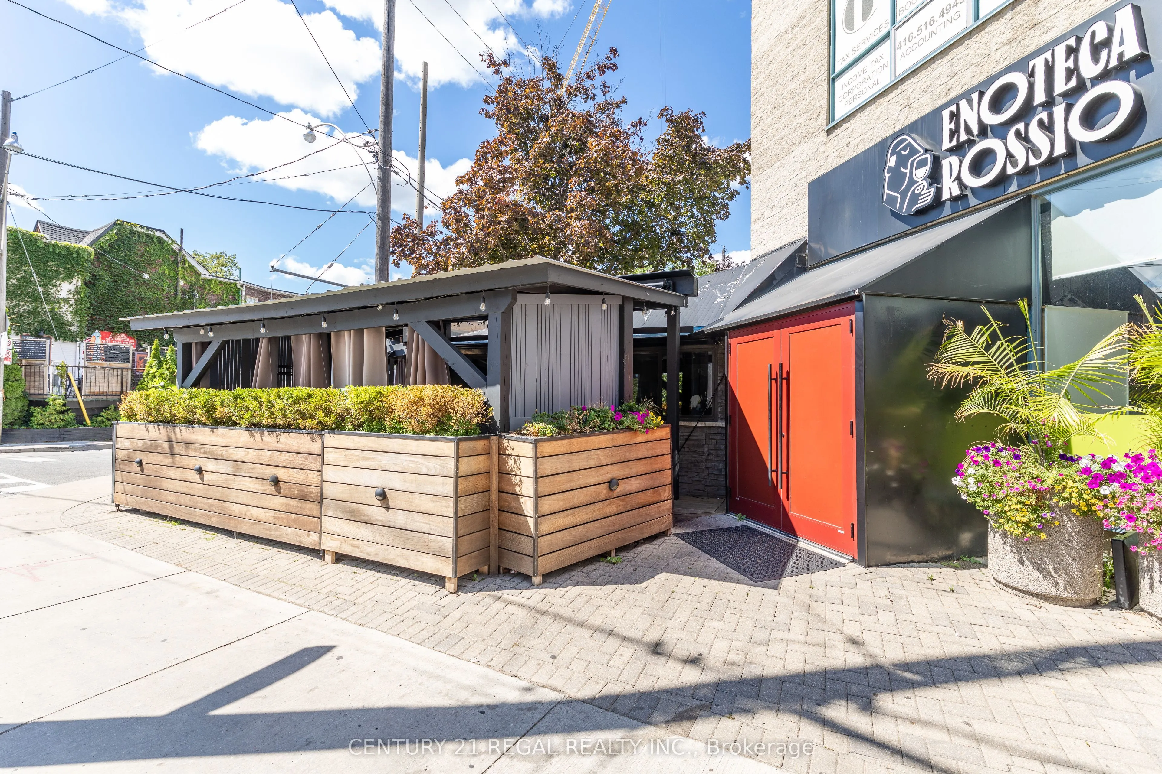 1444 Dupont Street