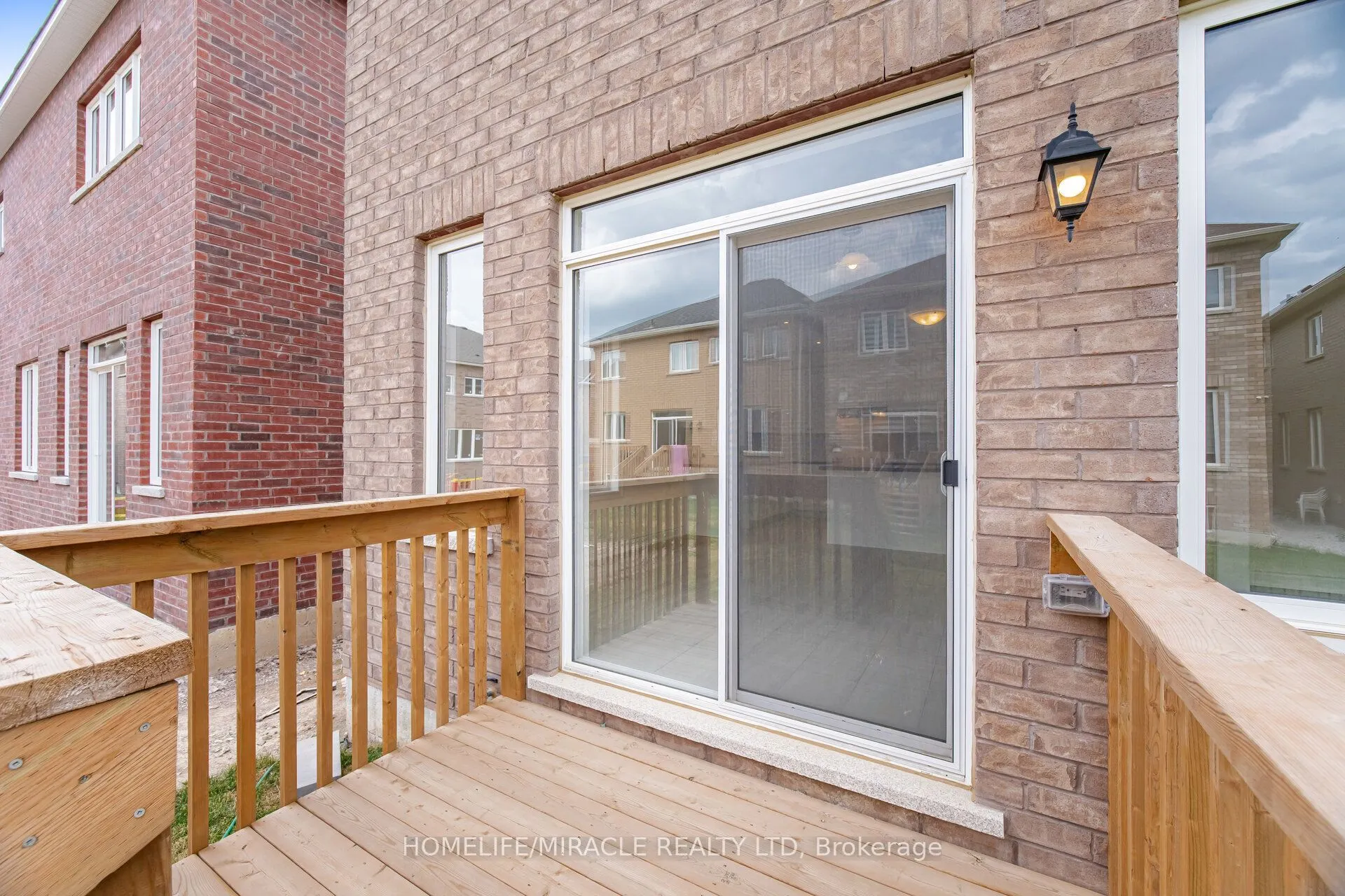 46 Stratford Drive