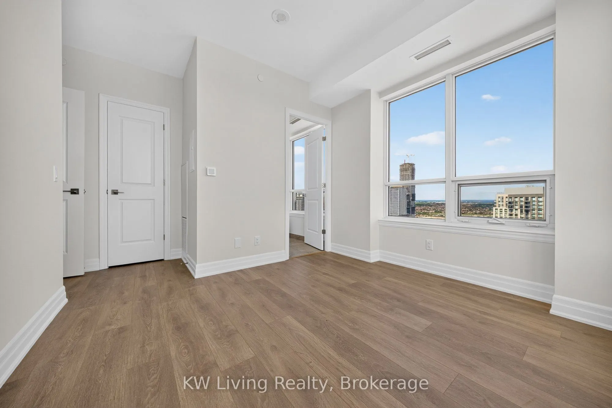 30 Elm Drive W #3502