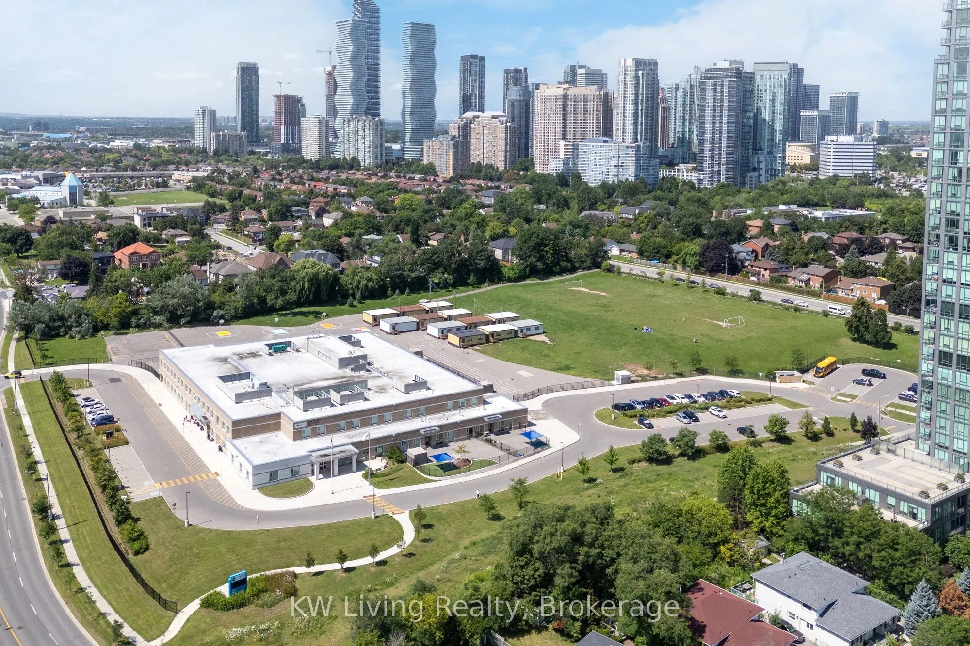 30 Elm Drive W #3502