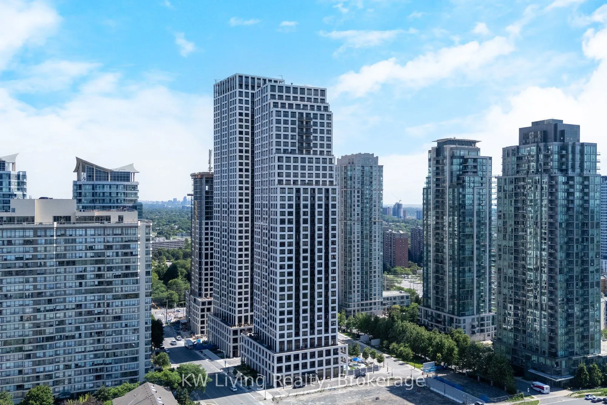 30 Elm Drive W #3502