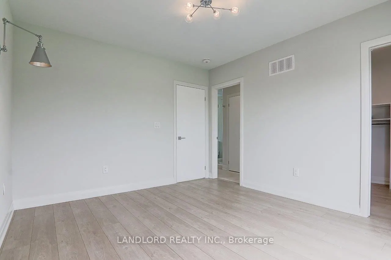 115 Livingstone Avenue #Upper