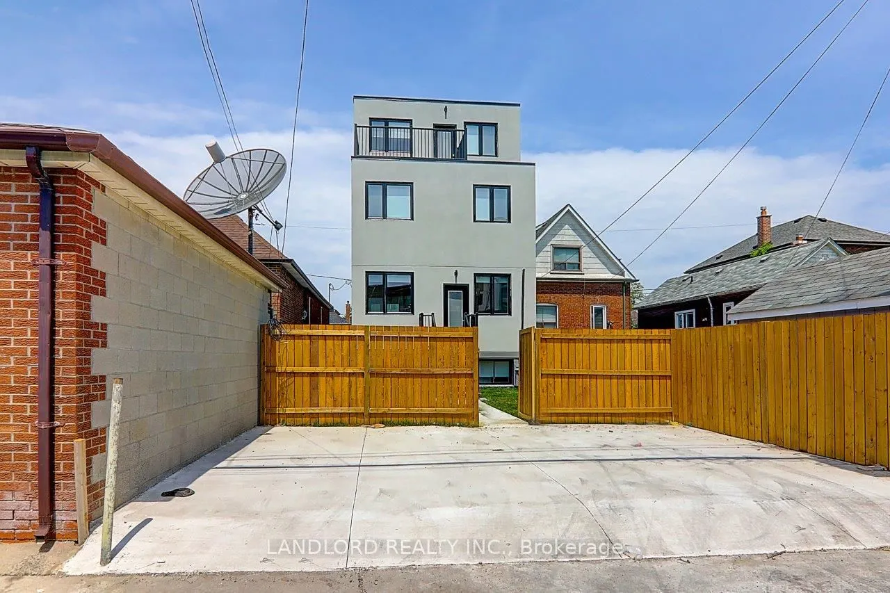 115 Livingstone Avenue #Upper