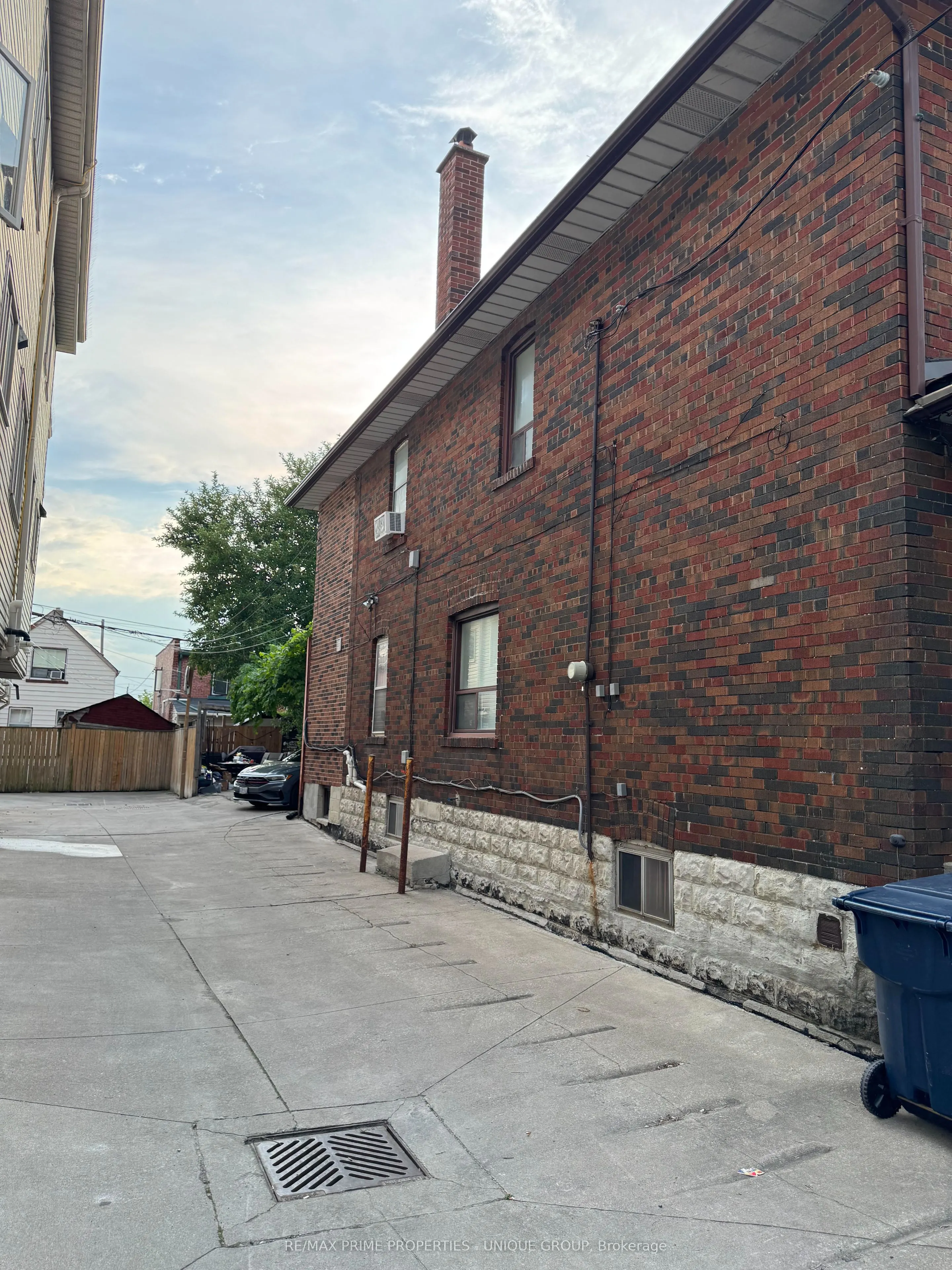 2330 Dufferin Street