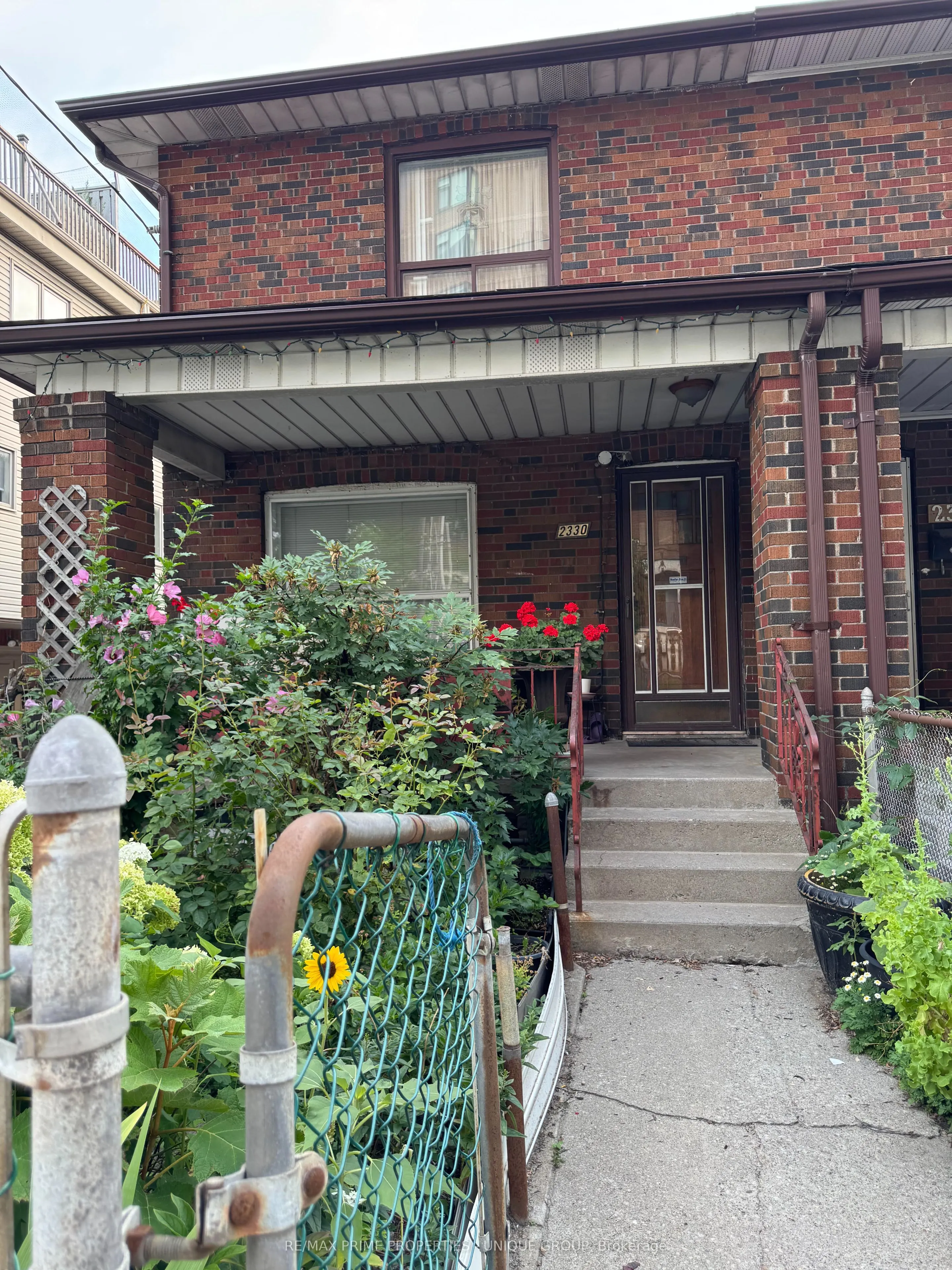 2330 Dufferin Street