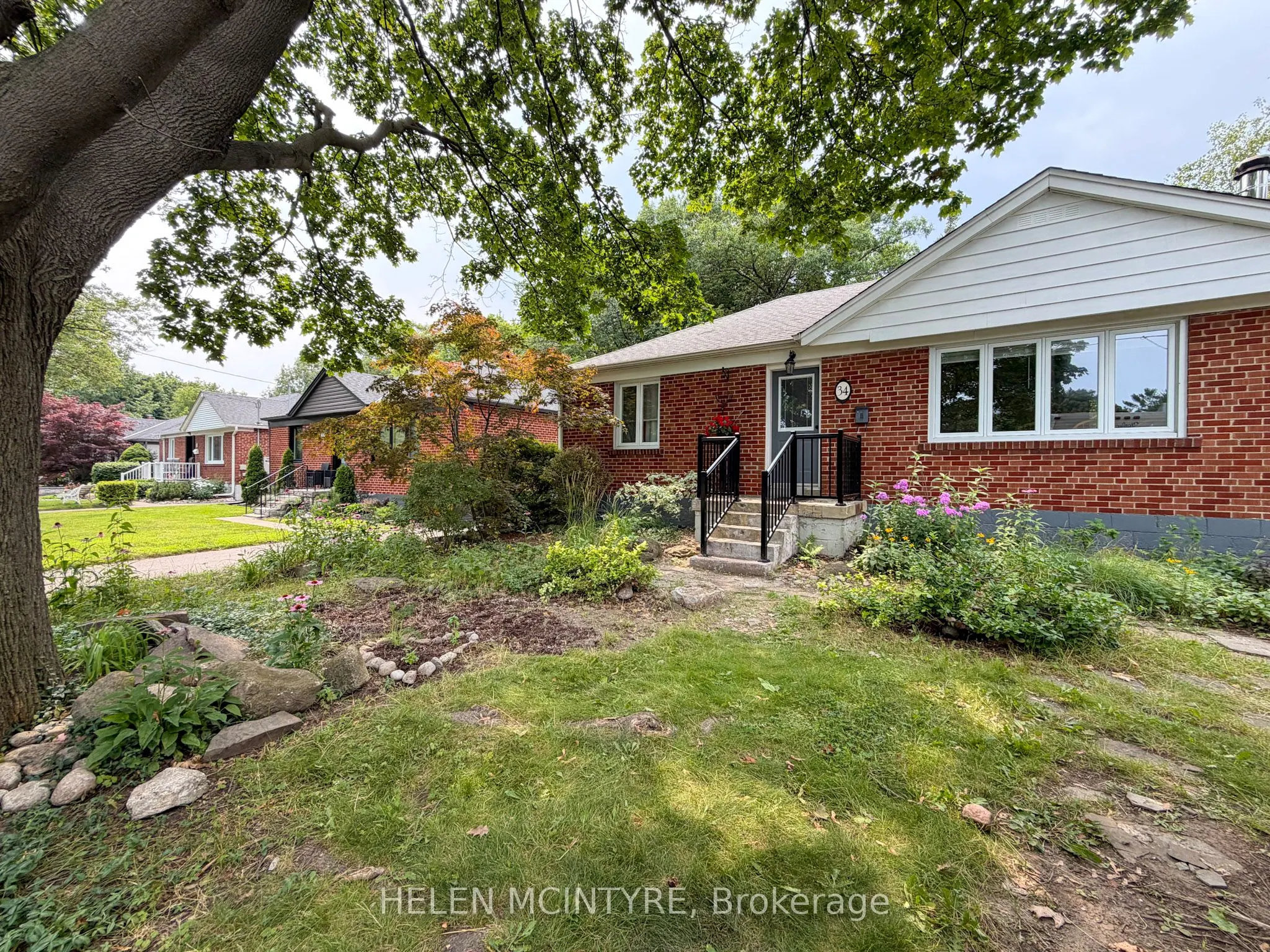 34 Dunning Crescent