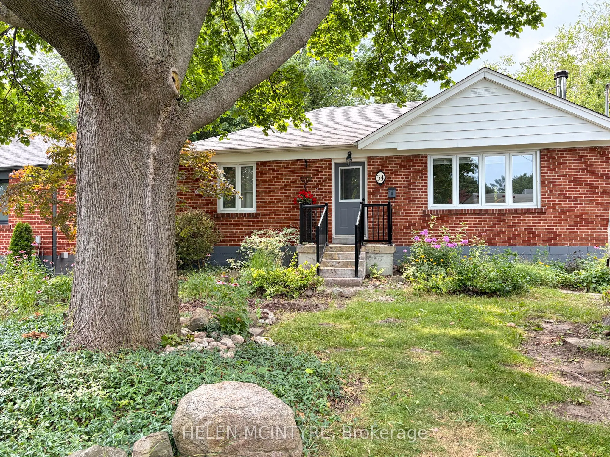 34 Dunning Crescent