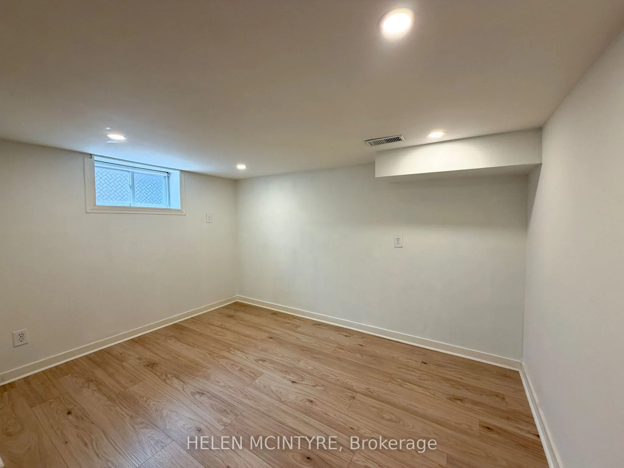 34 Dunning Crescent