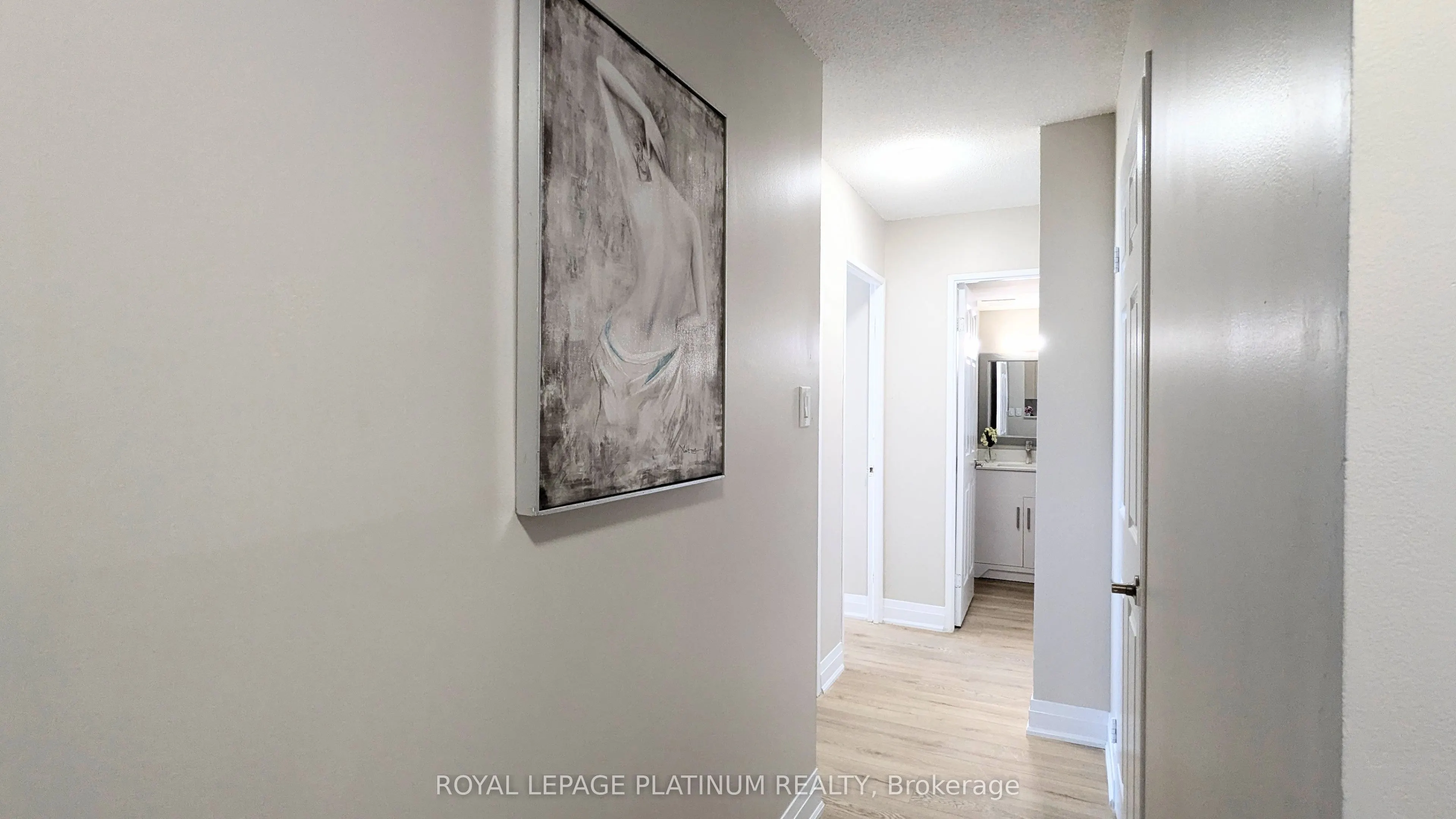 3559 Eglinton Avenue W #704