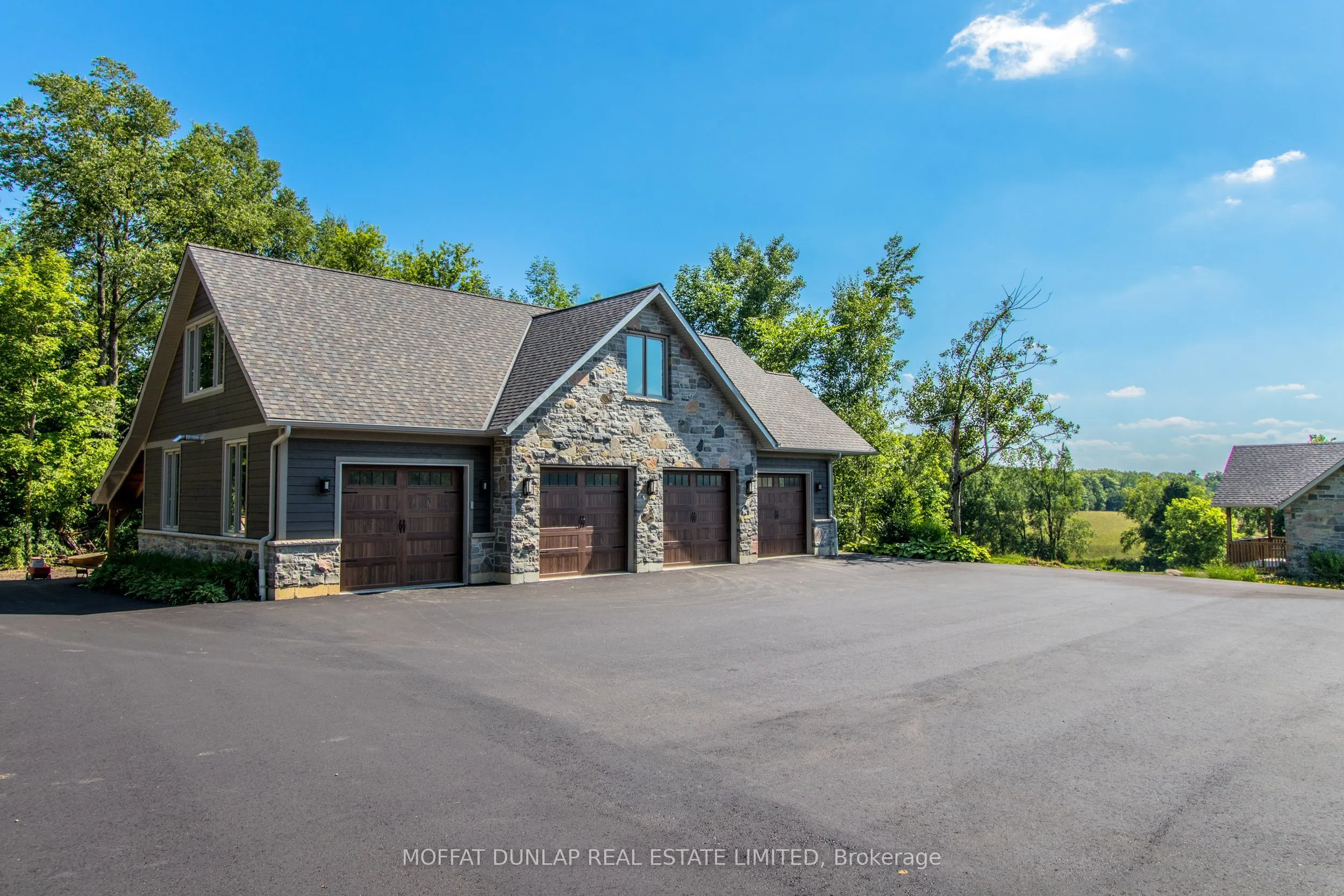 5809 Beech Grove Side Rd Side Road