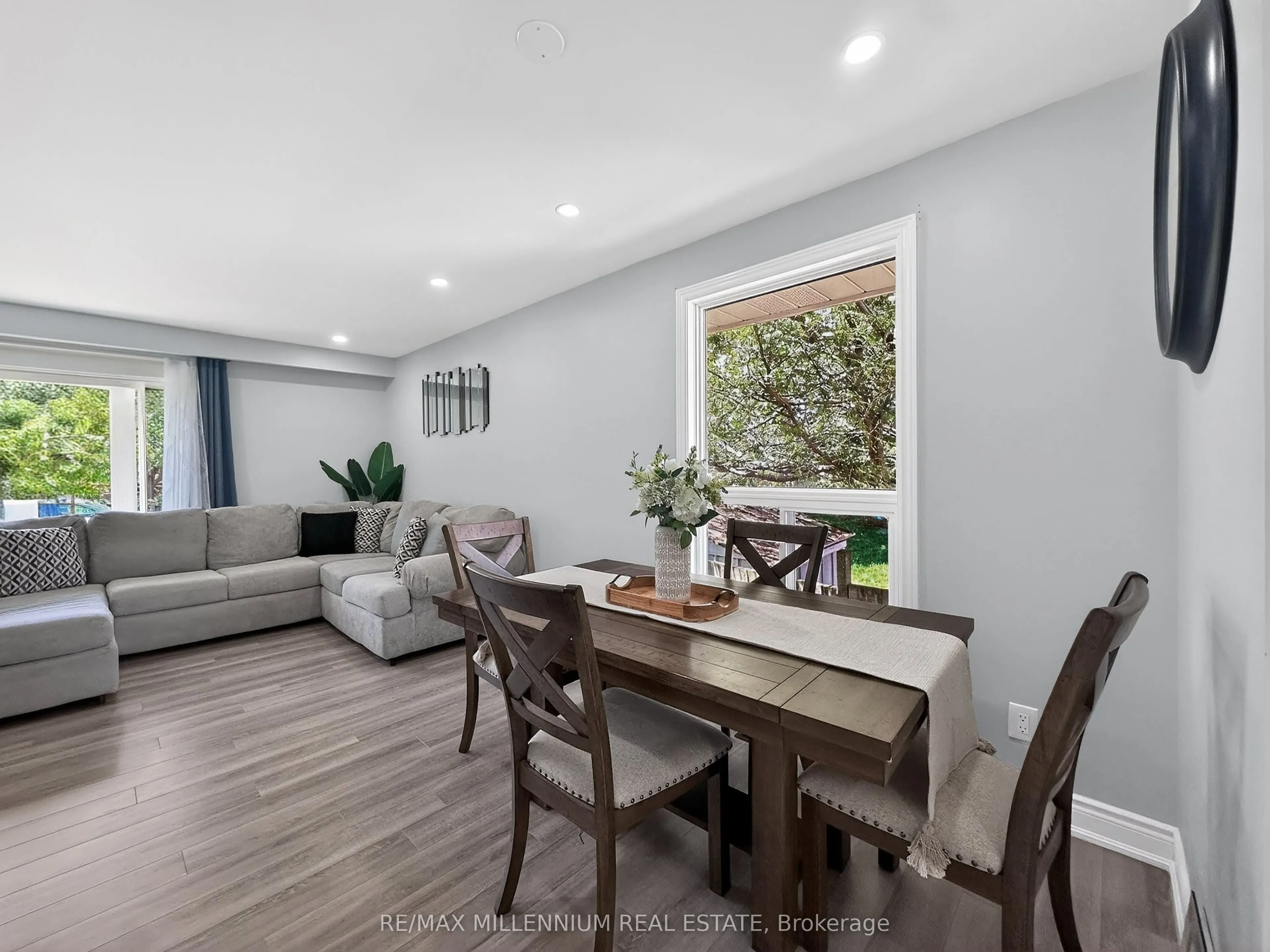 19 Cardwell Street