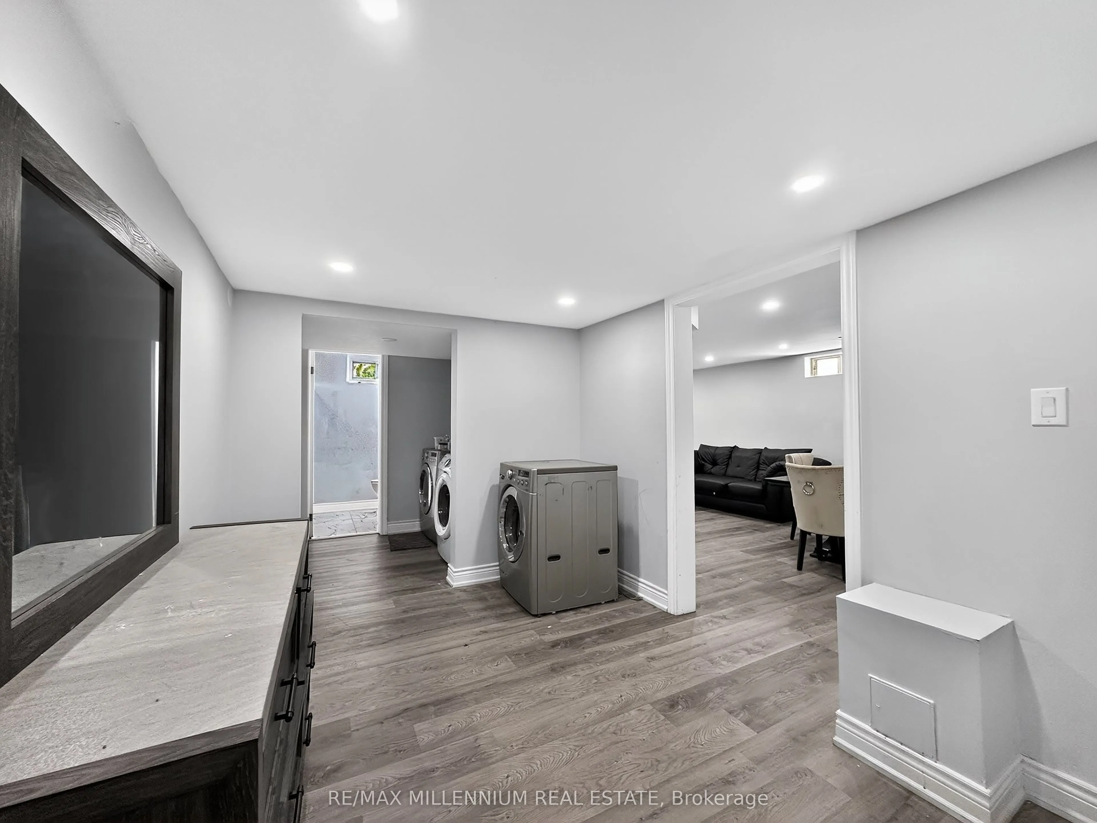 19 Cardwell Street