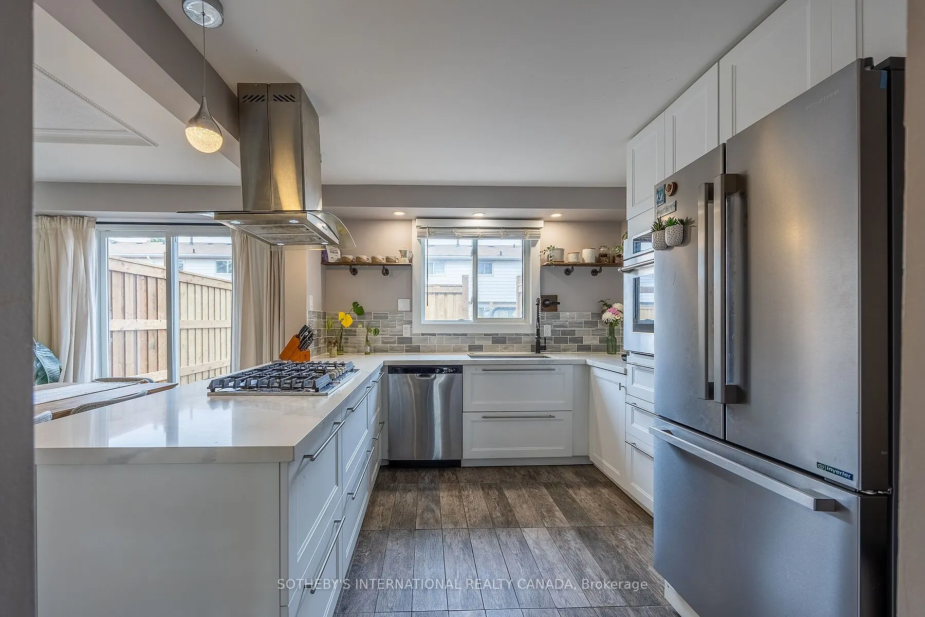 5475 Lakeshore Road #113