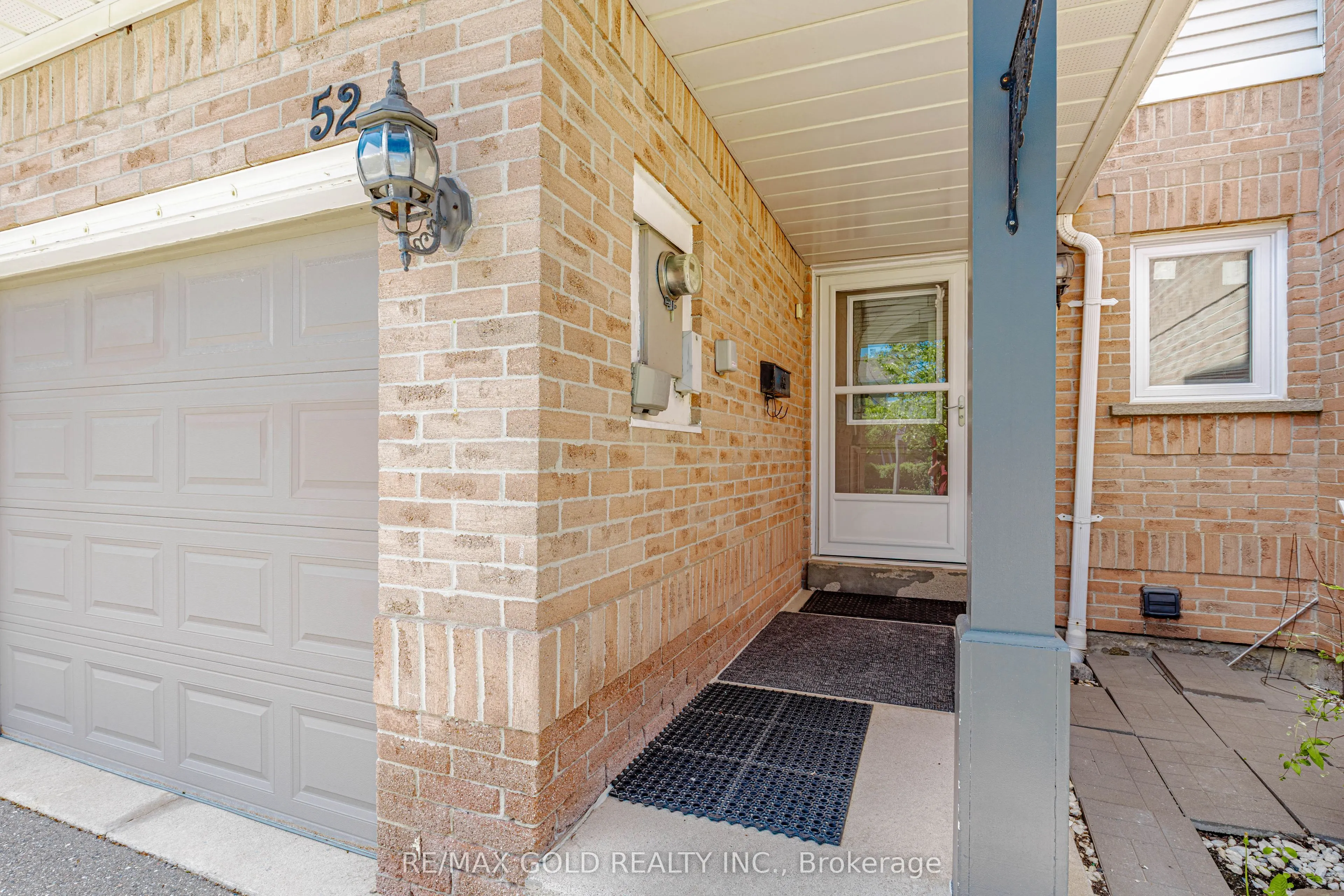 52 Wickstead Court #26