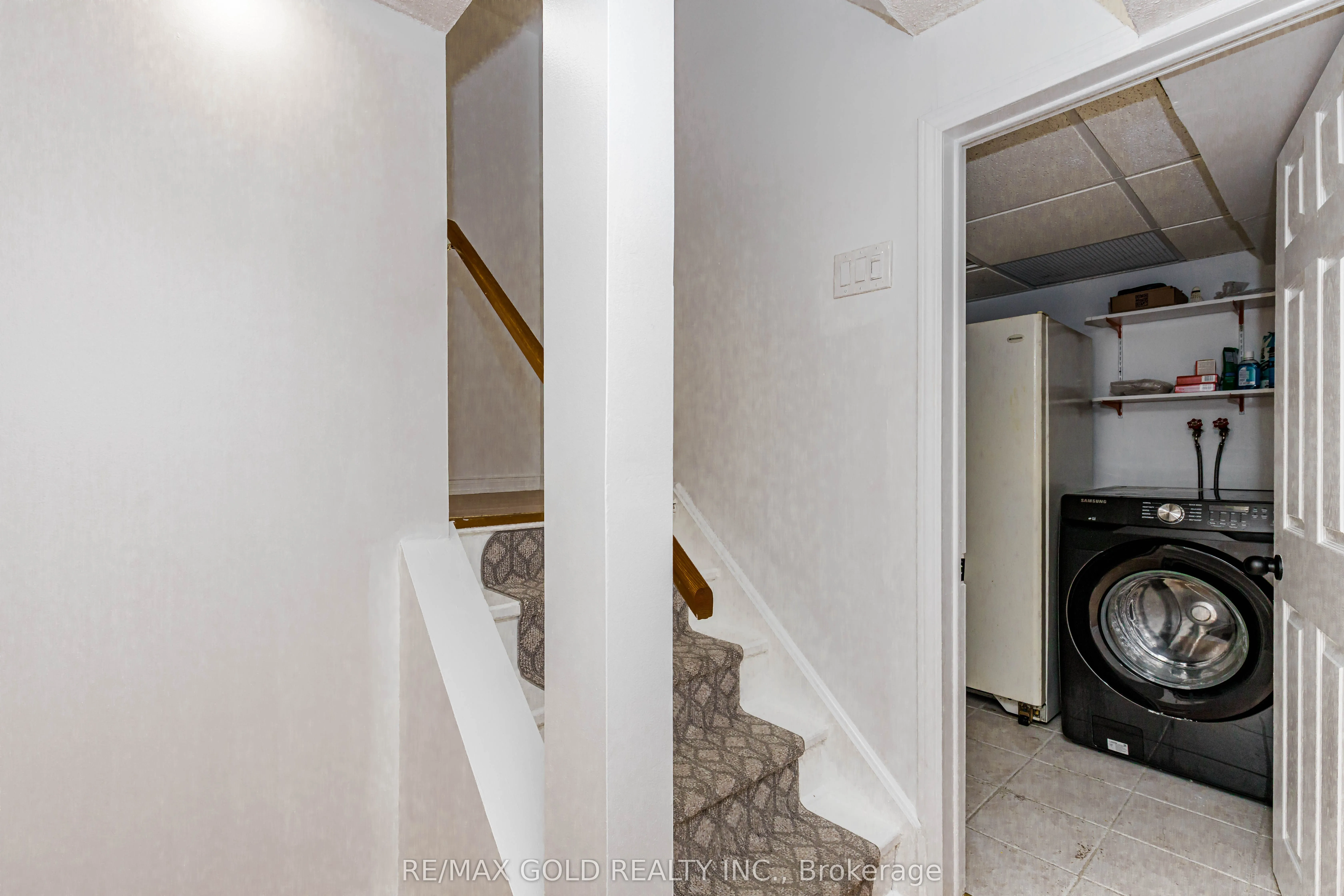 52 Wickstead Court #26