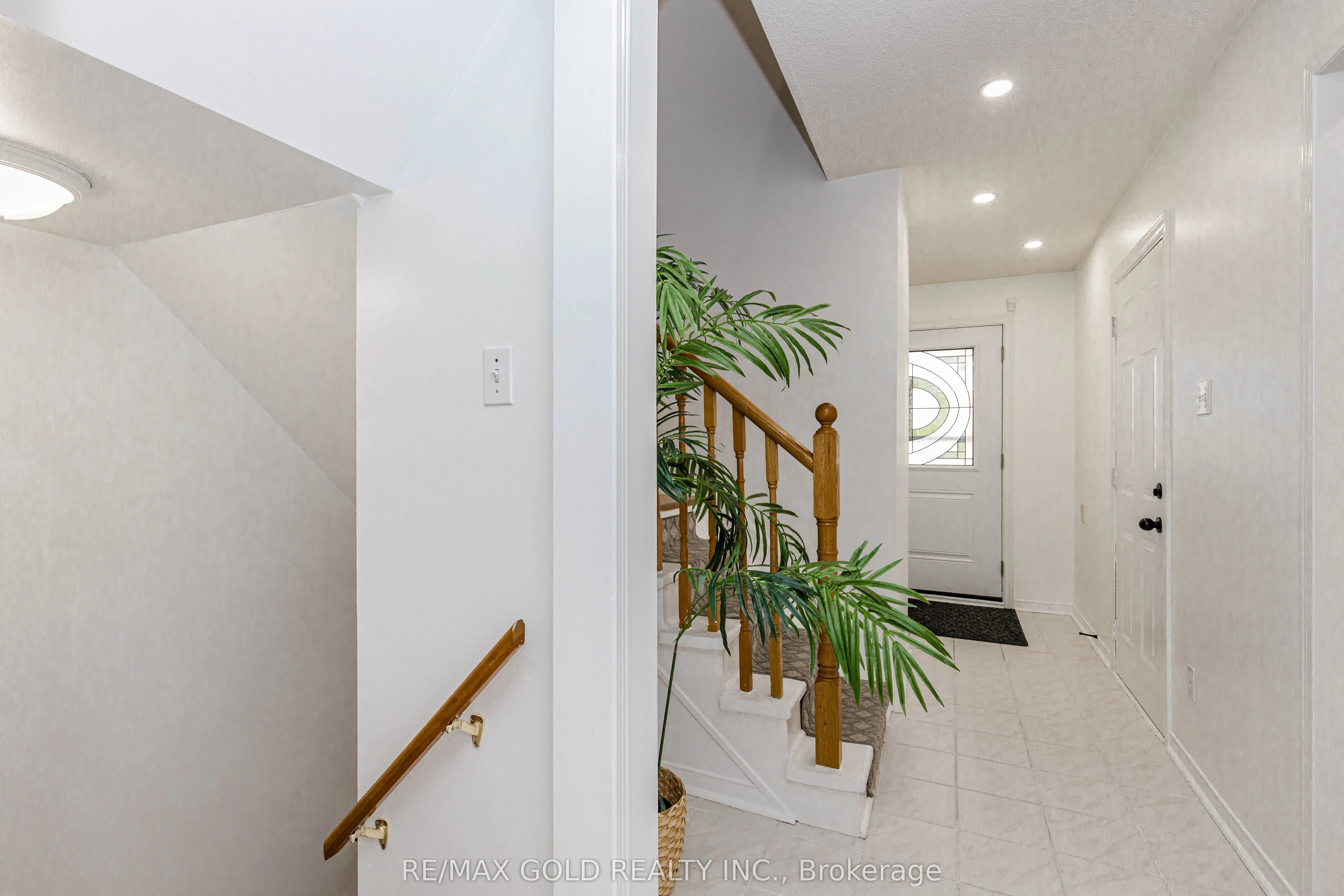 52 Wickstead Court #26