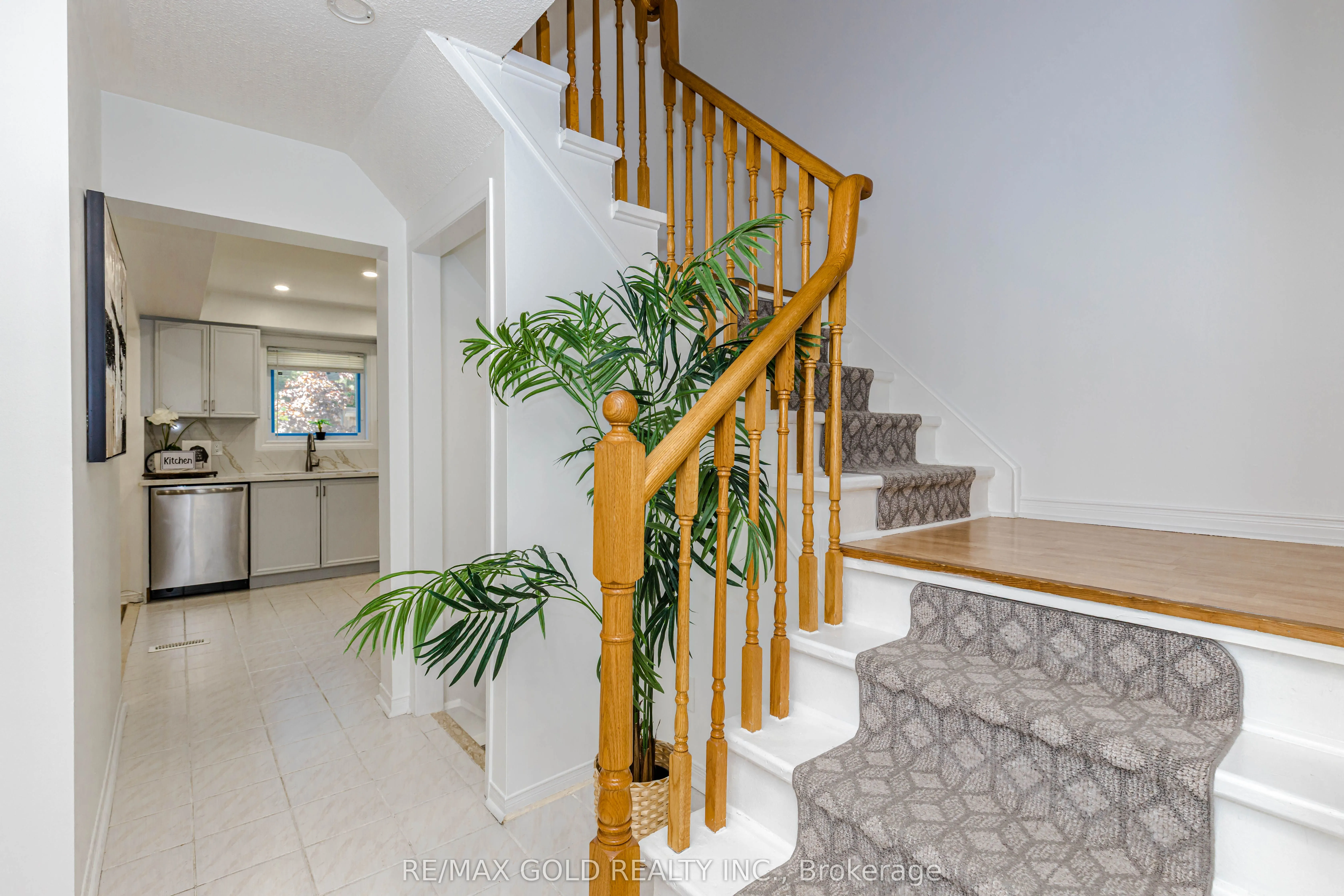 52 Wickstead Court #26