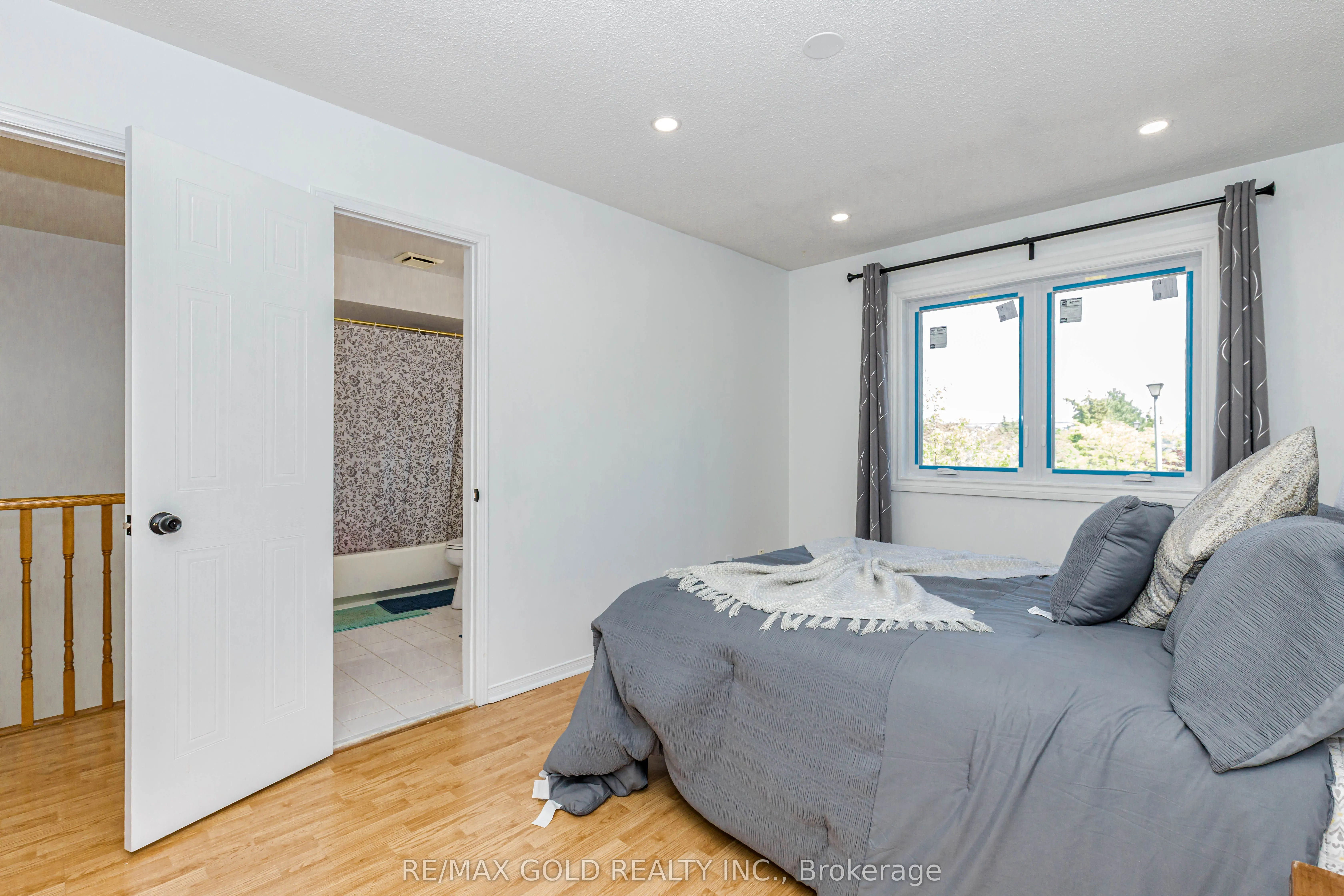 52 Wickstead Court #26
