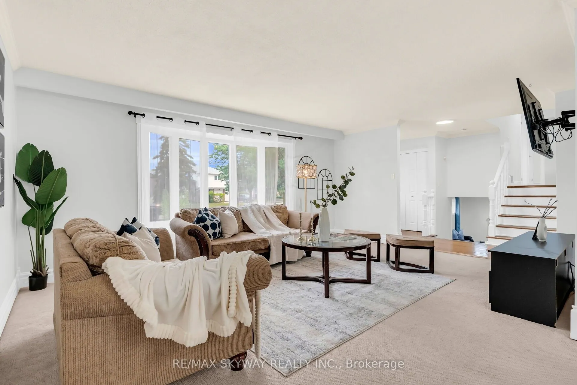 2673 Thorn Lodge Drive