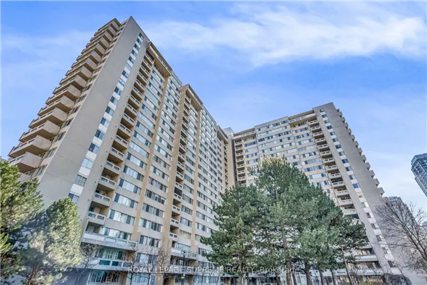 3590 Kaneff Crescent