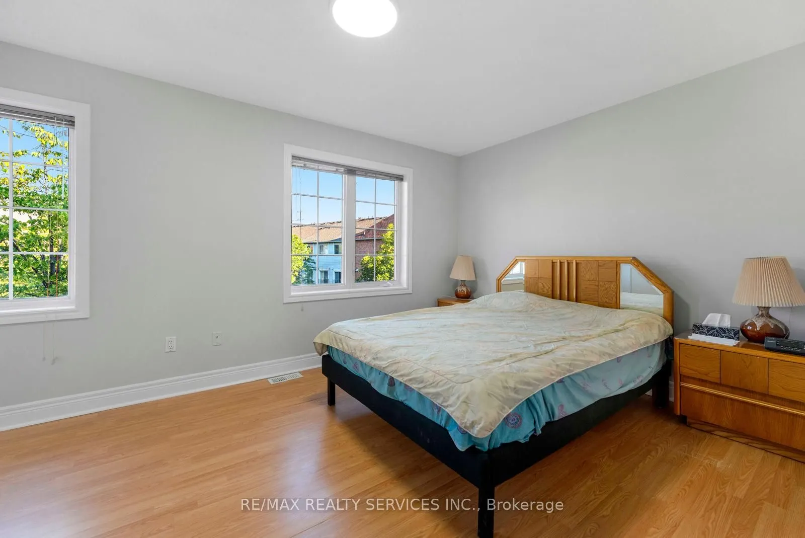 80 Acorn Place #69