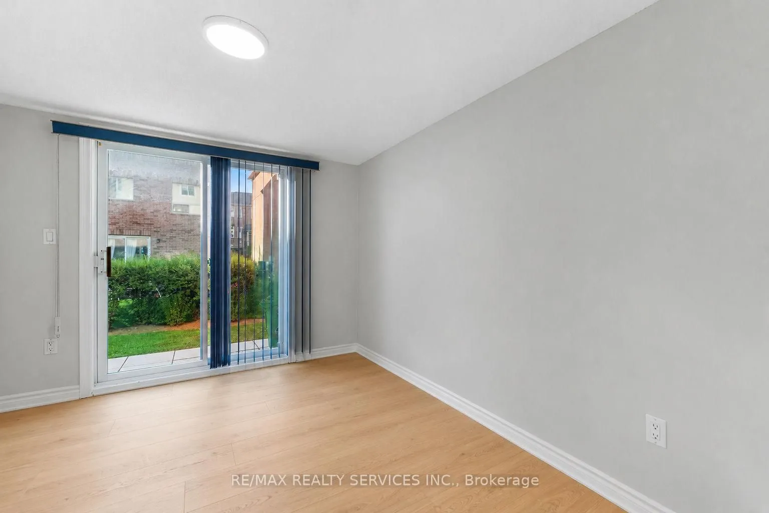80 Acorn Place #69