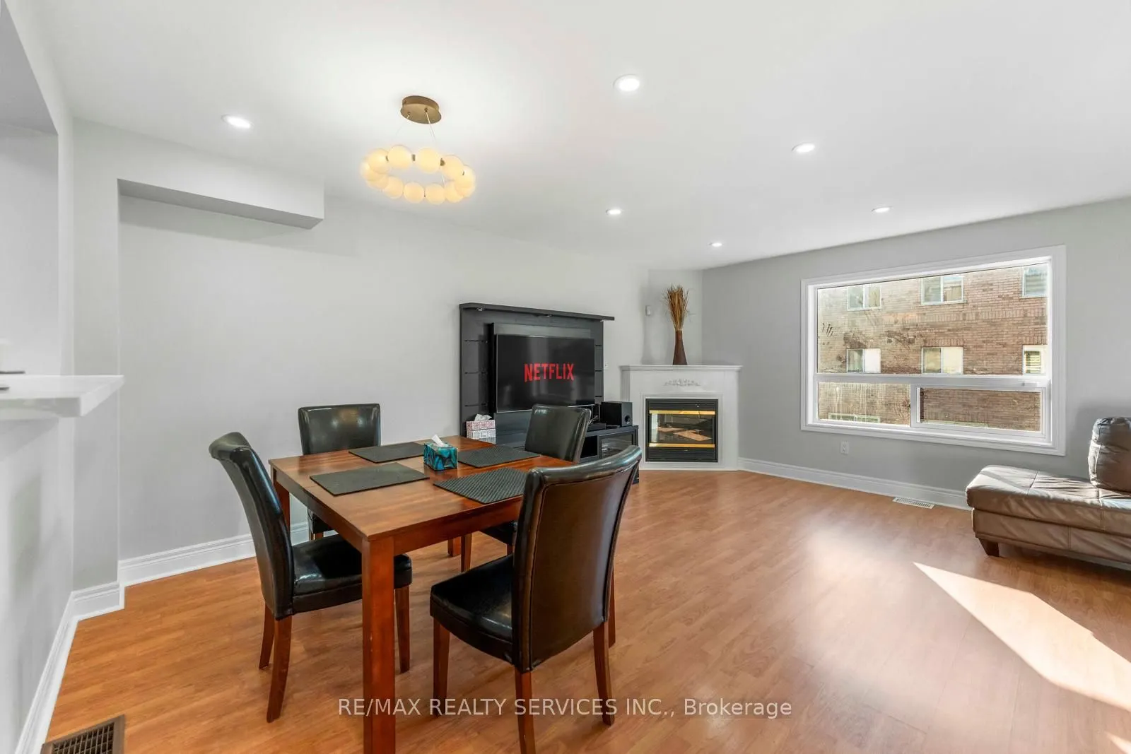 80 Acorn Place #69