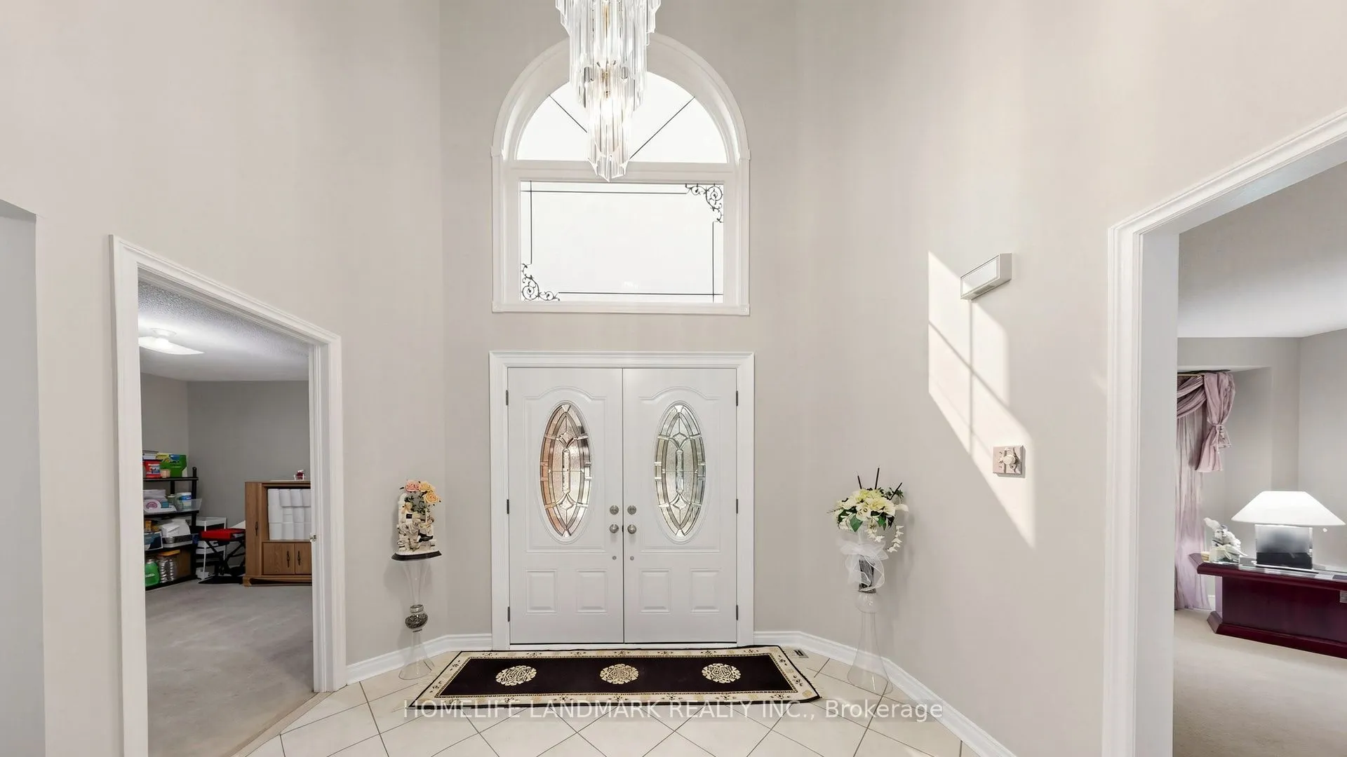 2590 Ambercroft Trail