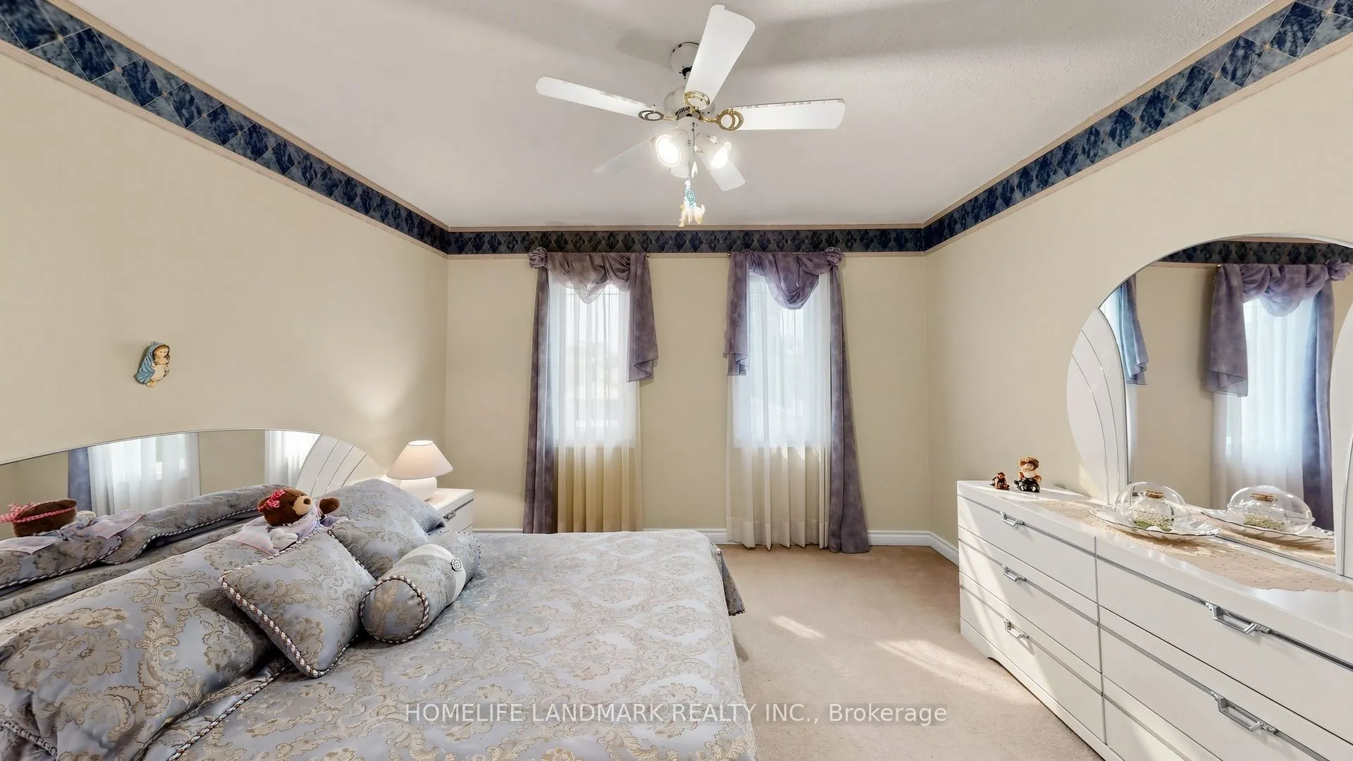 2590 Ambercroft Trail