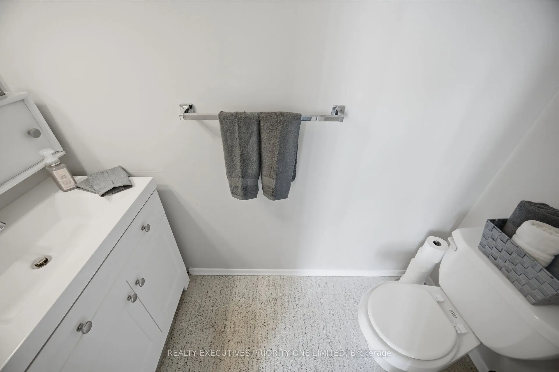 10 Martha Eaton Way #1013