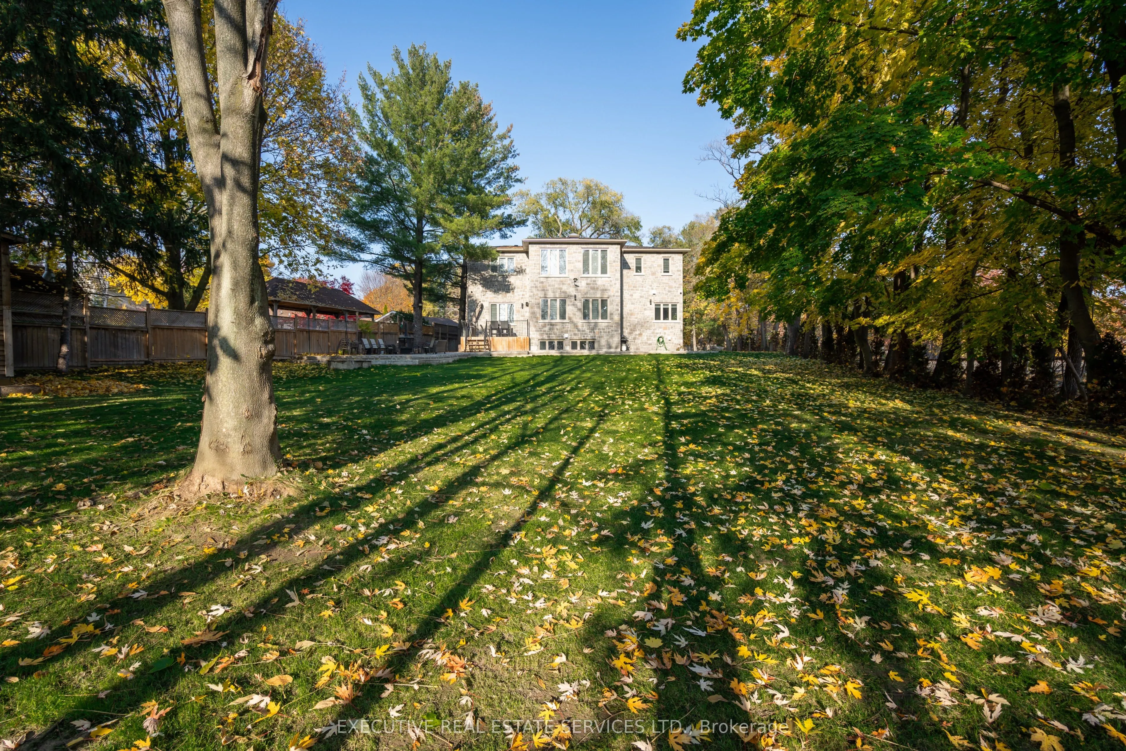 1138 Garden Road