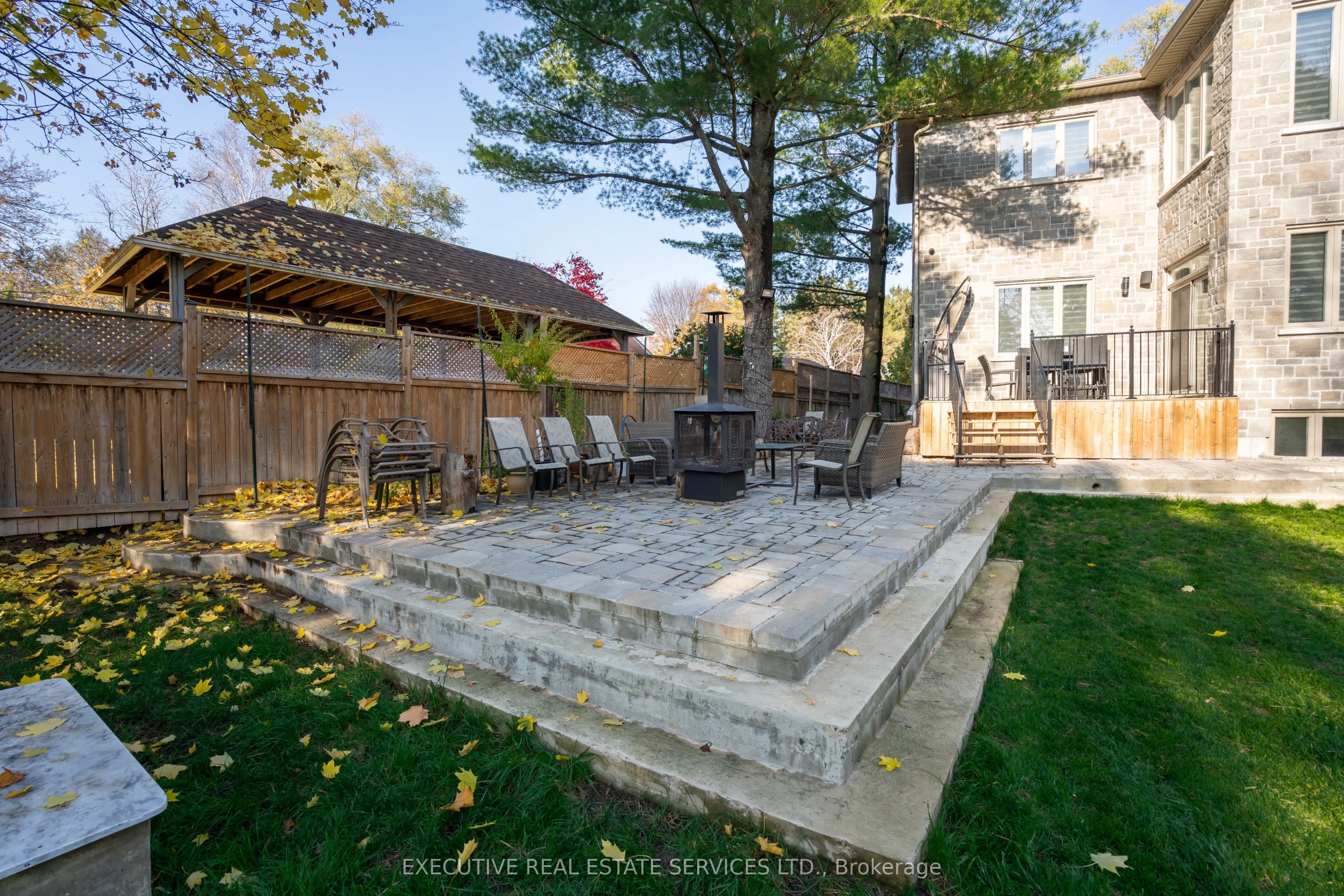 1138 Garden Road