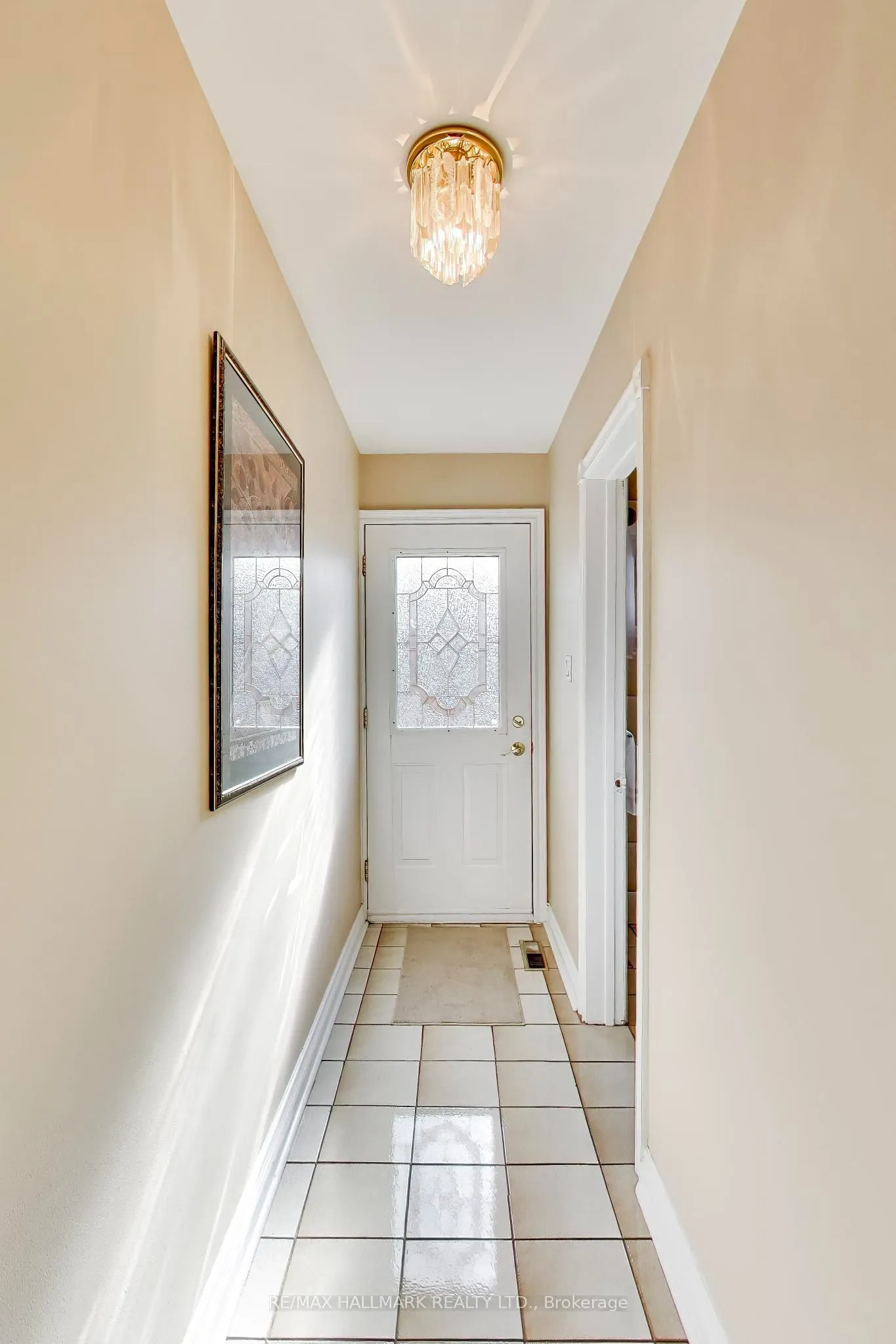 5 Byworth Boulevard
