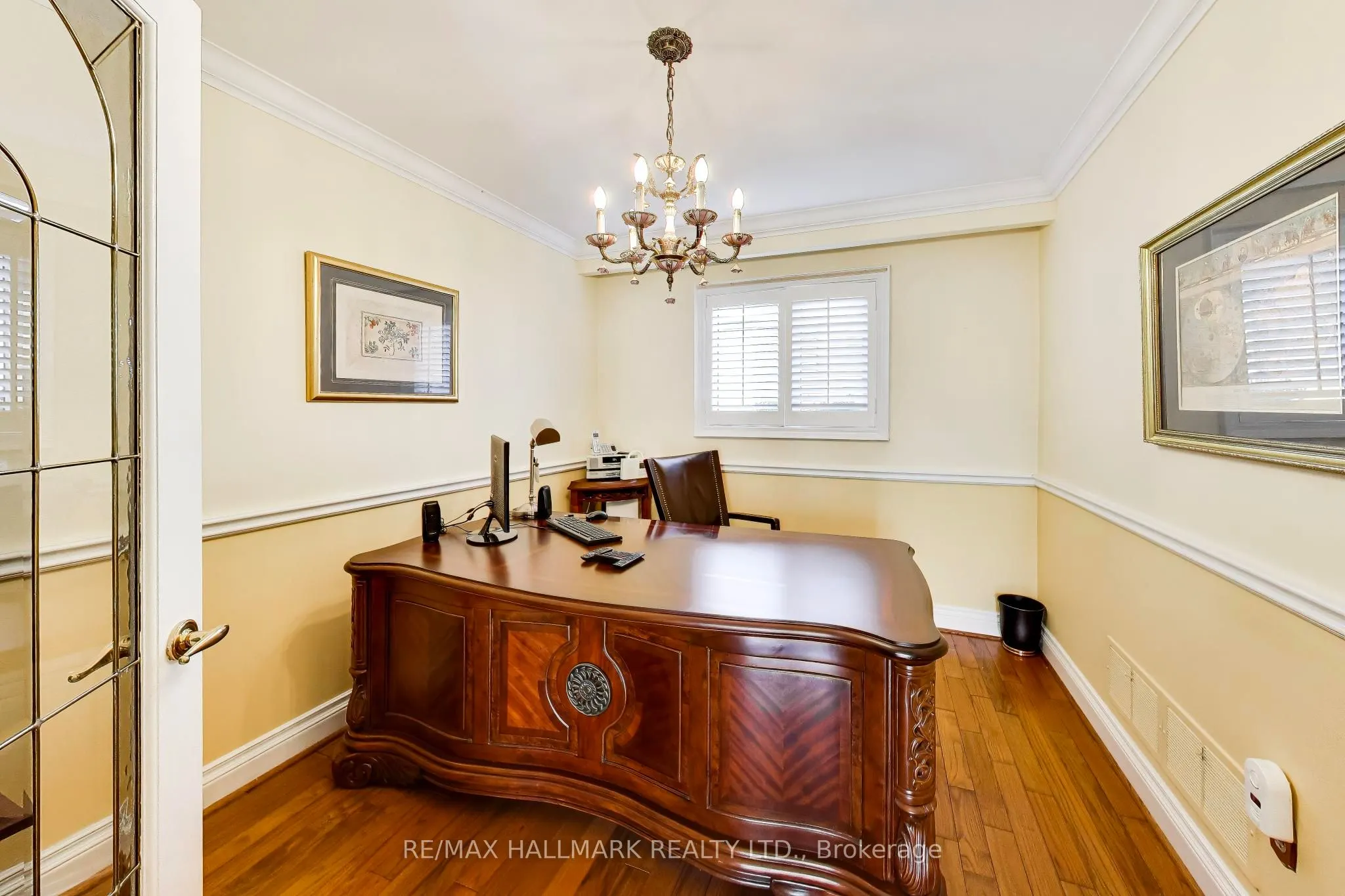 5 Byworth Boulevard
