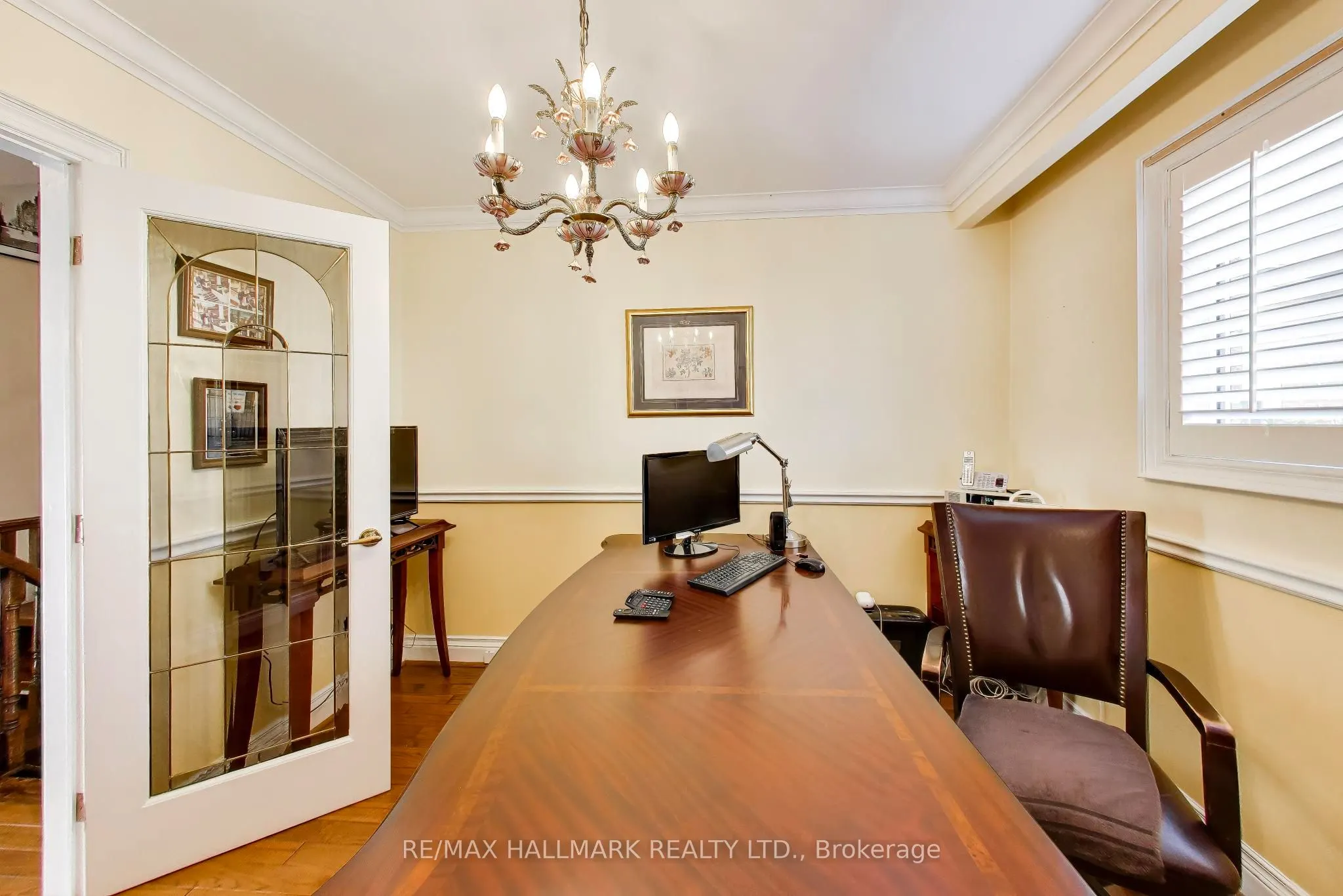 5 Byworth Boulevard