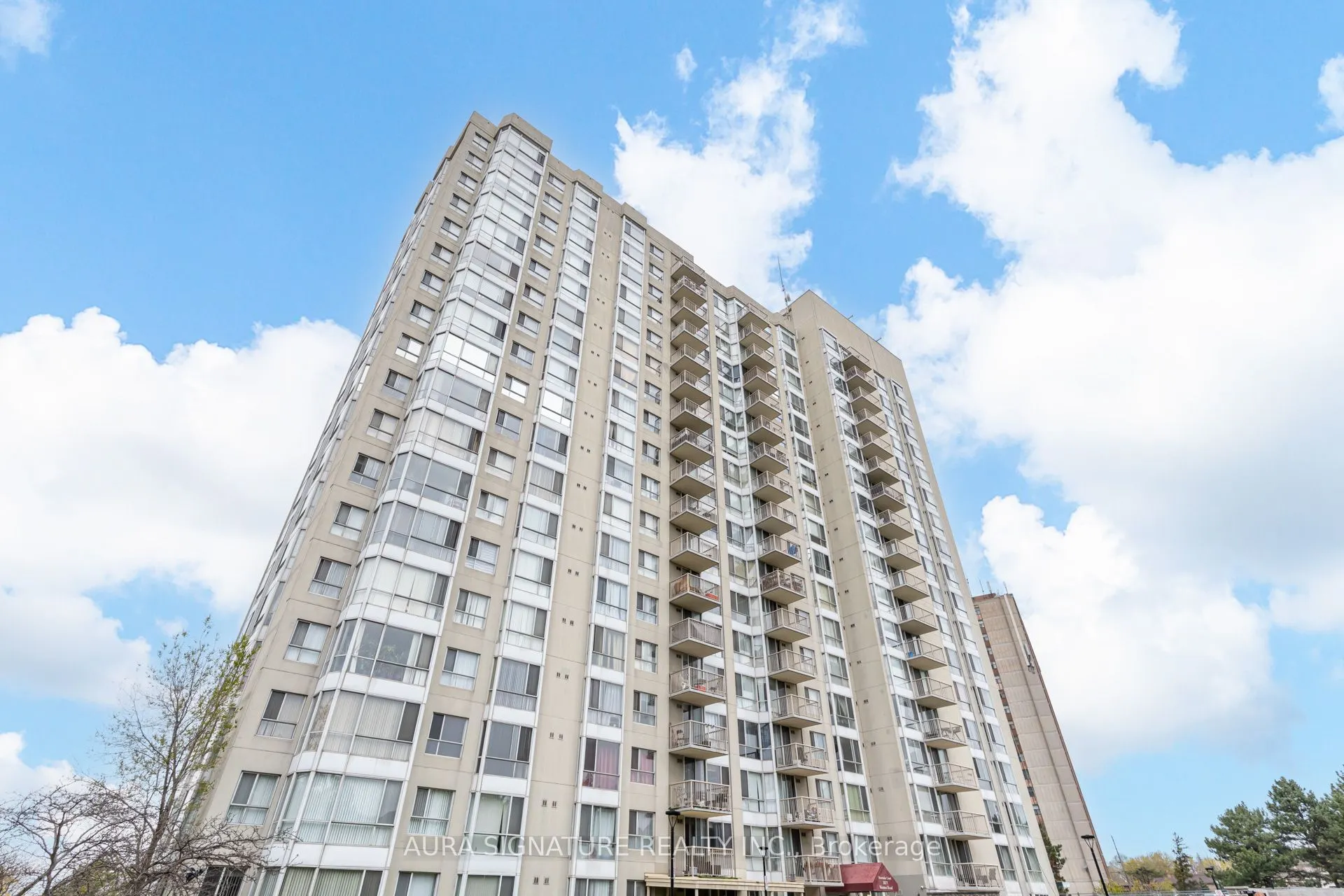 3077 Weston Road #401
